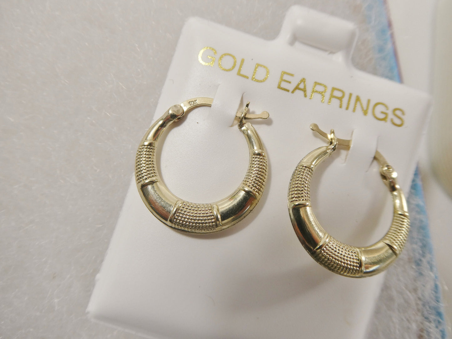 10k real solid yellow gold 17MM classic design hoop earrings