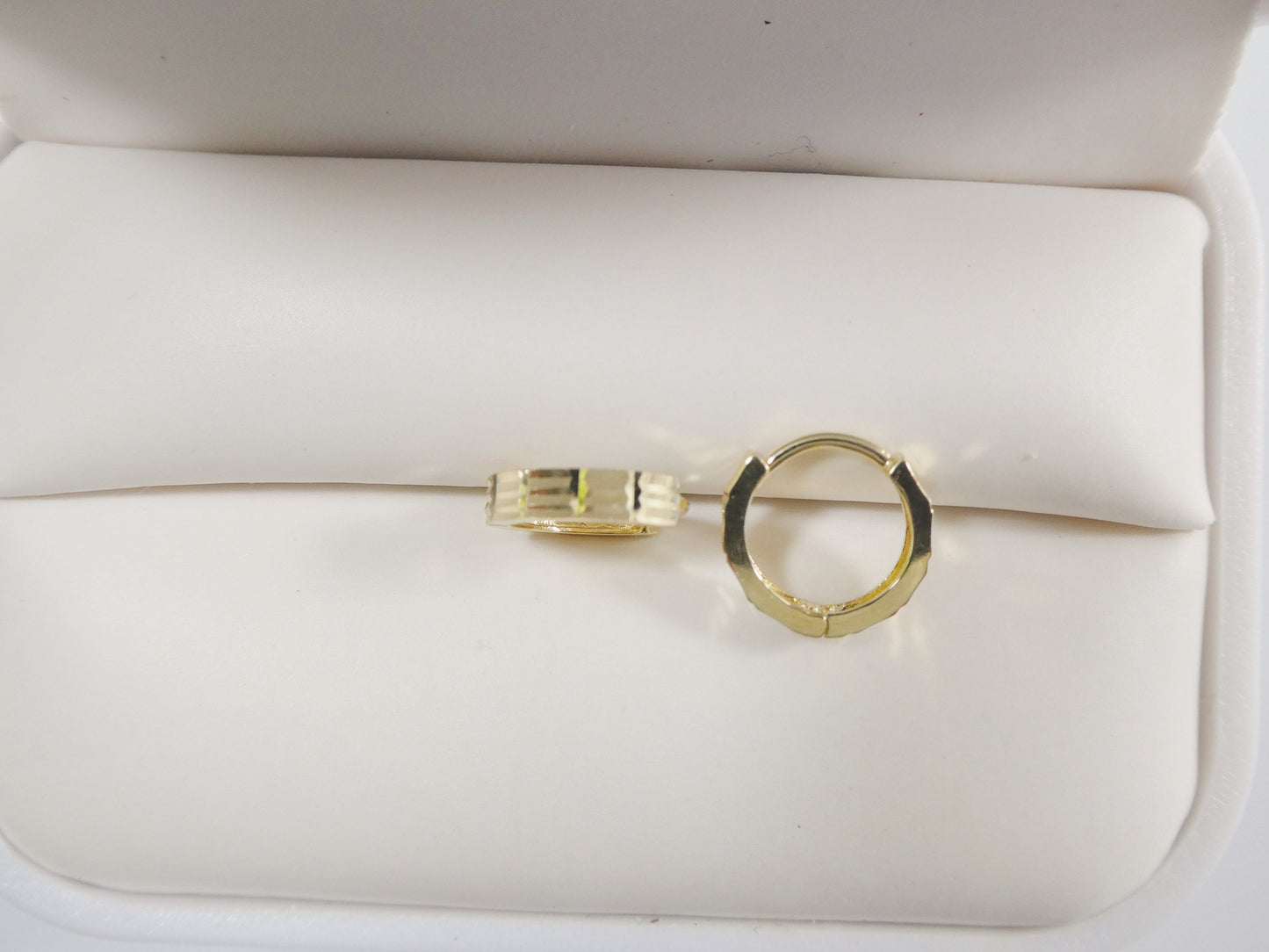 real 10k solid yellow gold diamond cut 10mm hoop huggie earrings
