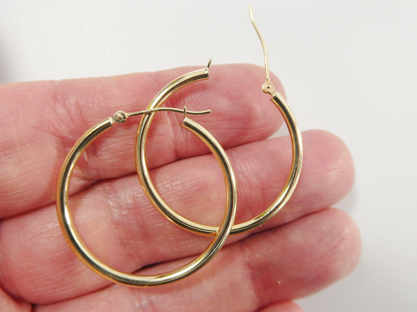 14K real solid yellow gold 2mm / 30mm round hoop earring snap closure high polish finish