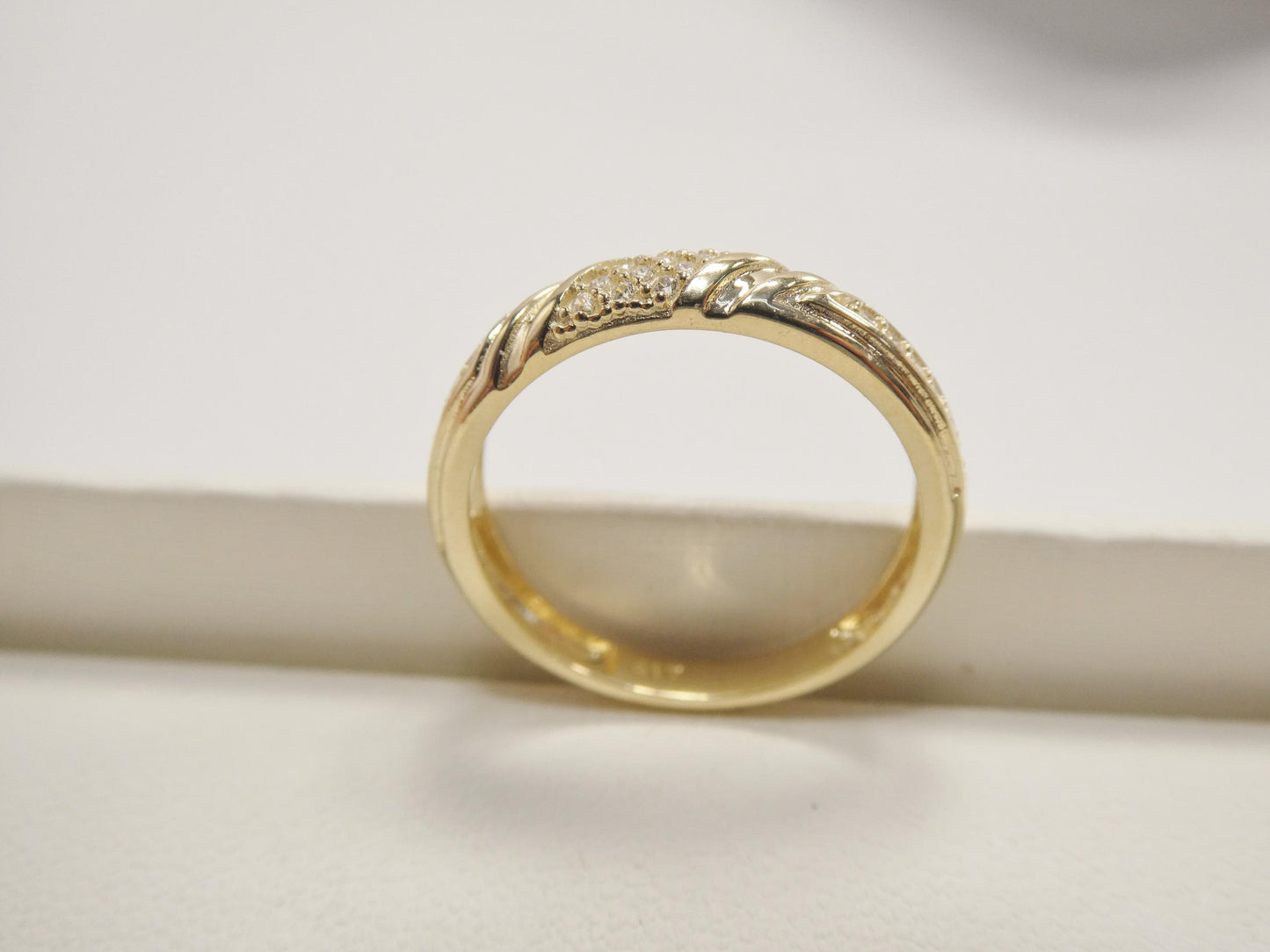 real 10k solid yellow gold women's classic ring