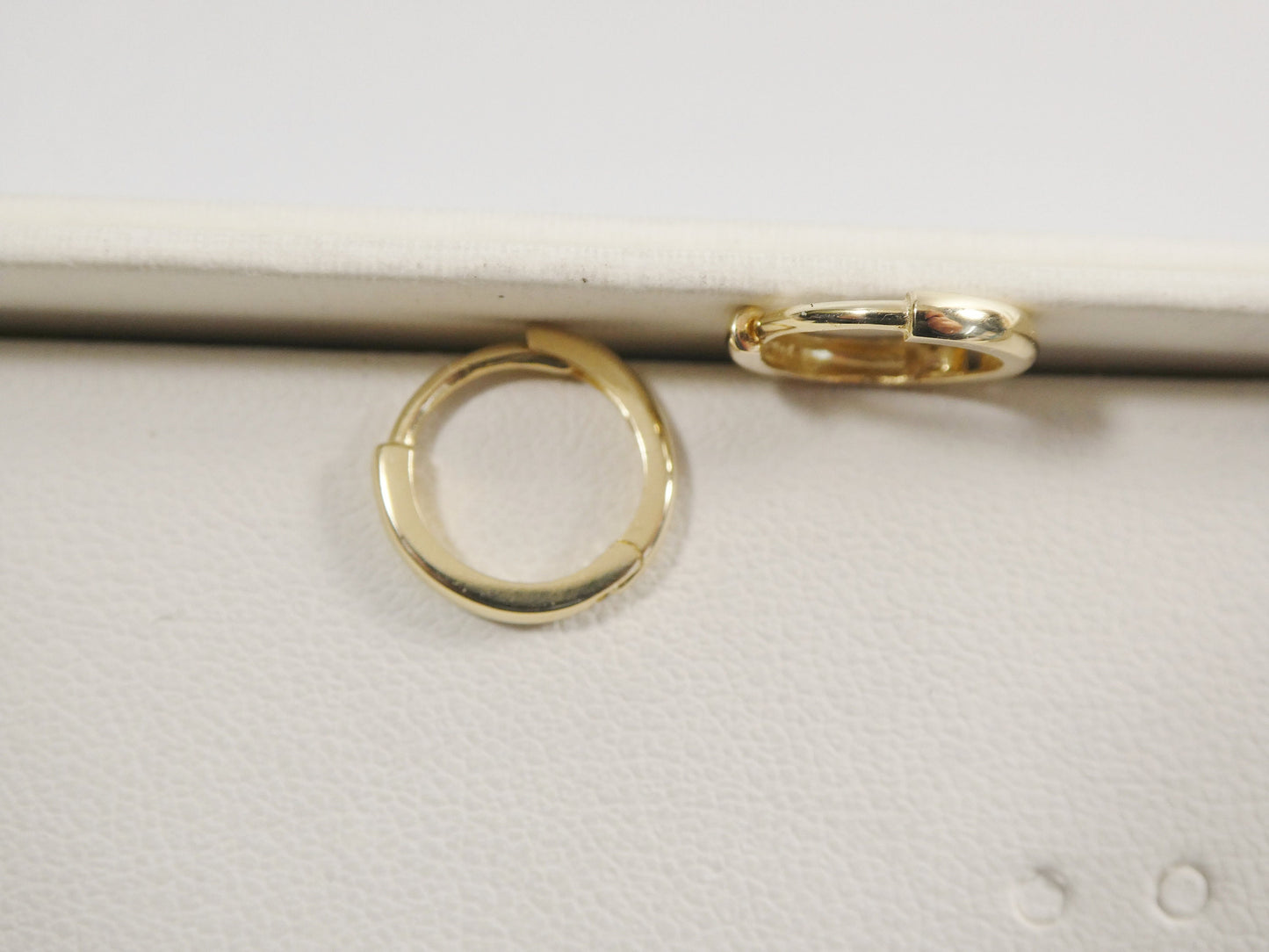 real 10k solid yellow gold 11mm high polish plain hoop huggie earring