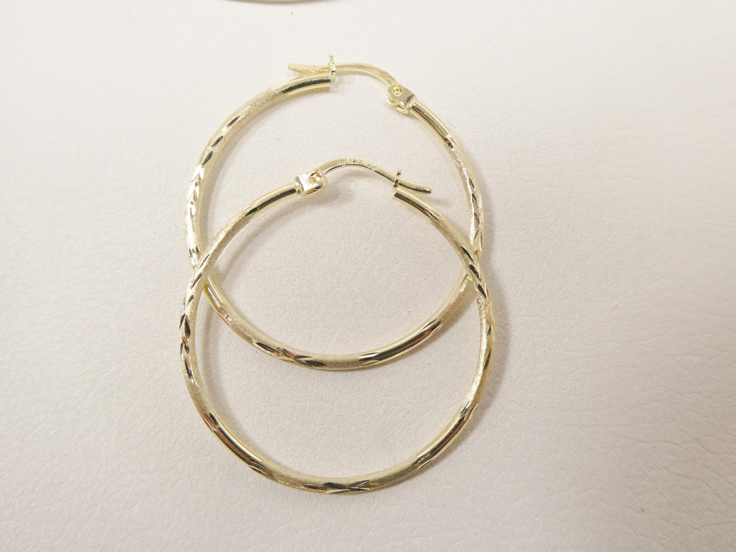 10k real solid yellow gold diamond cut hoop earrings