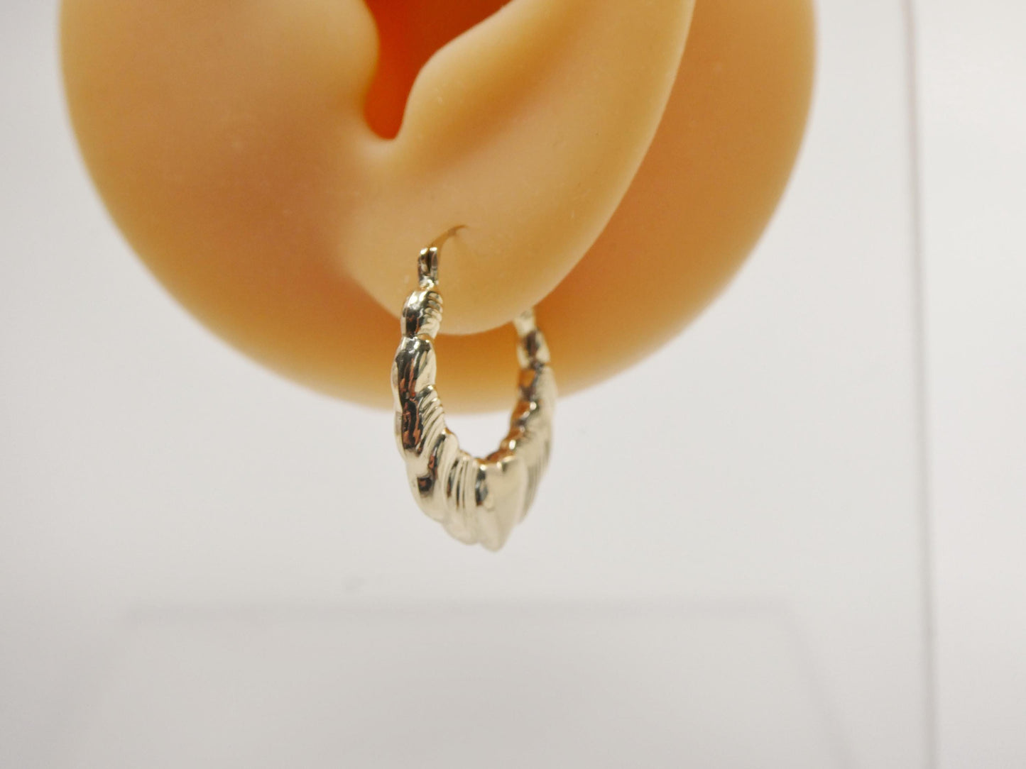 14k real solid yellow gold small heart hoop design earrings