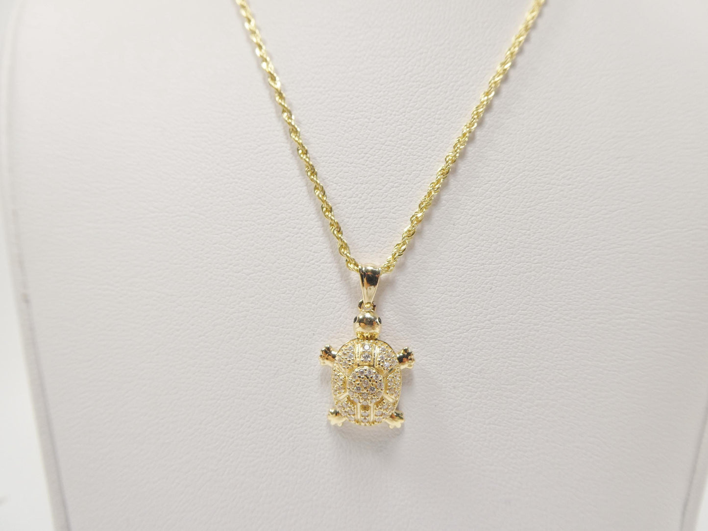 14k real solid yellow gold turtle pendent and rope necklace