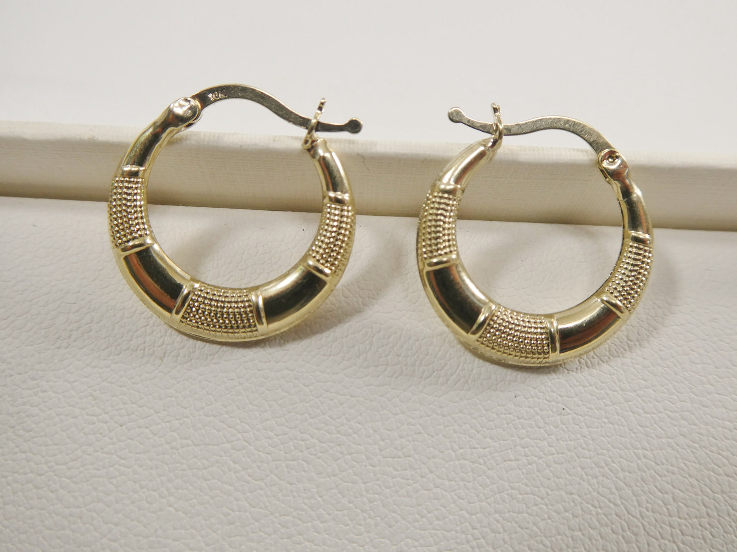 10k real solid yellow gold 17MM classic design hoop earrings