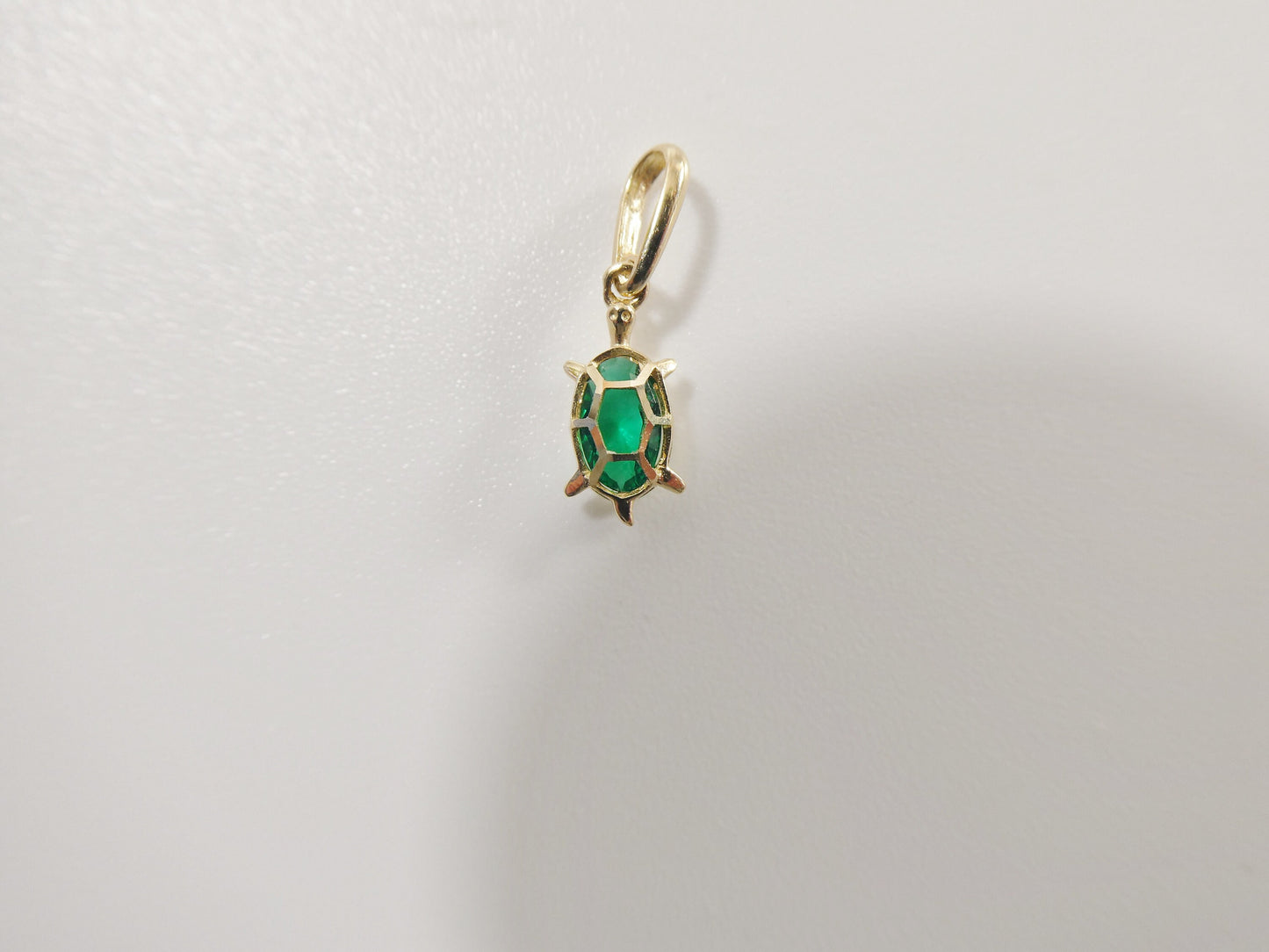 14k real solid yellow gold tiny color stone turtle pendent and cable necklace
