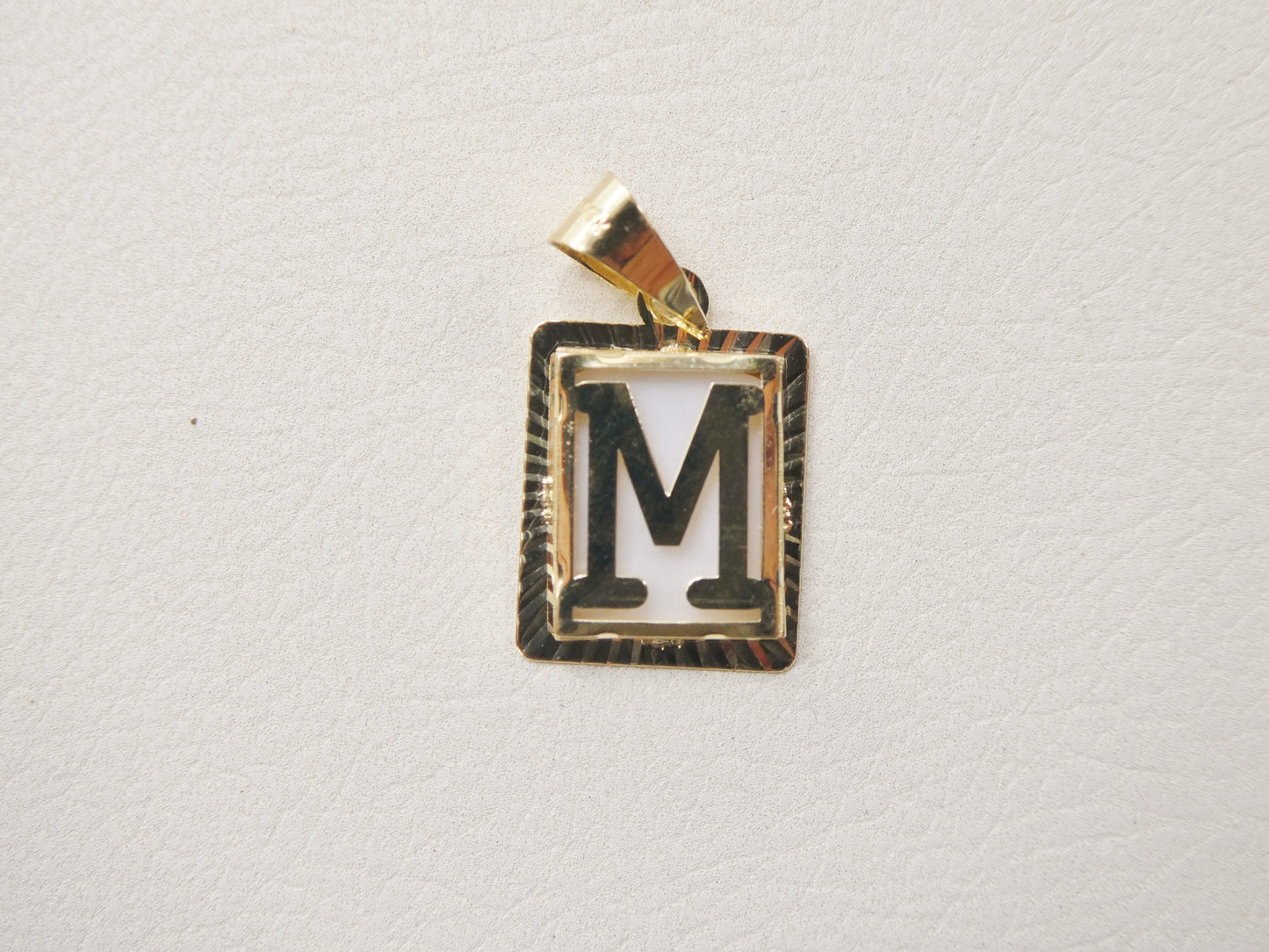 10k real solid yellow gold mother of pearl initial alphabet pendent charm
