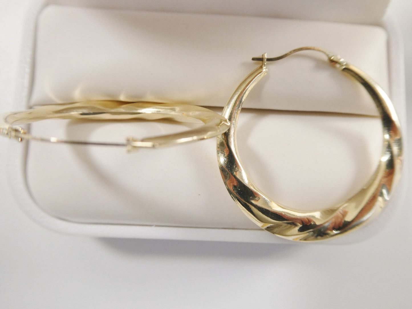 10k real solid yellow gold 32MM classic design hoop earrings