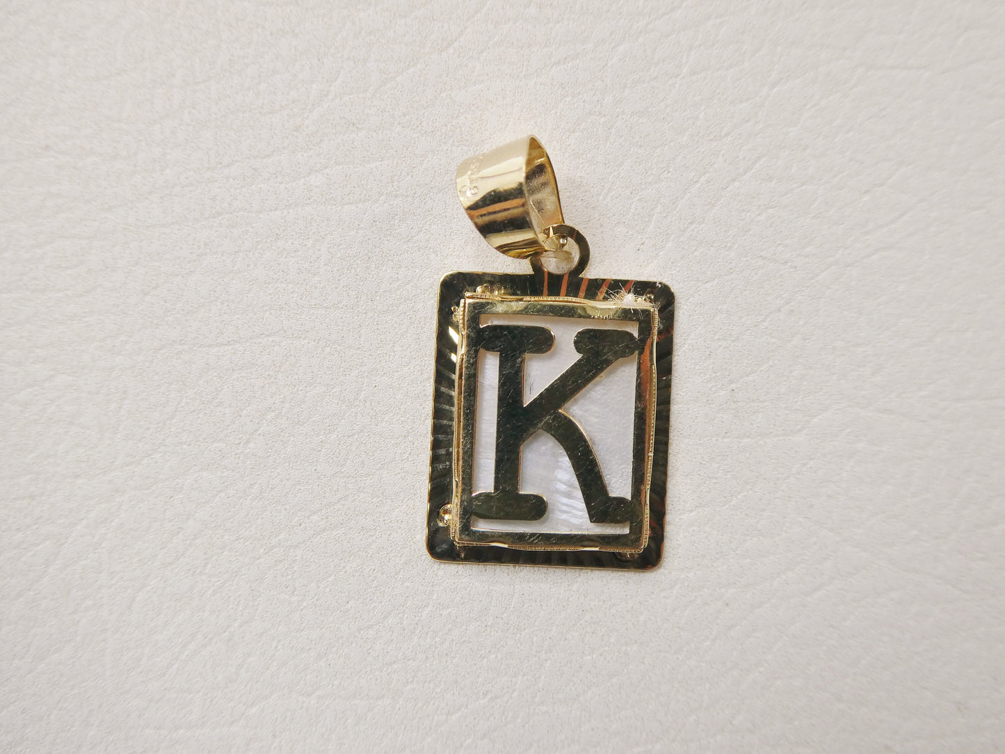 10k real solid yellow gold mother of pearl initial alphabet pendent charm