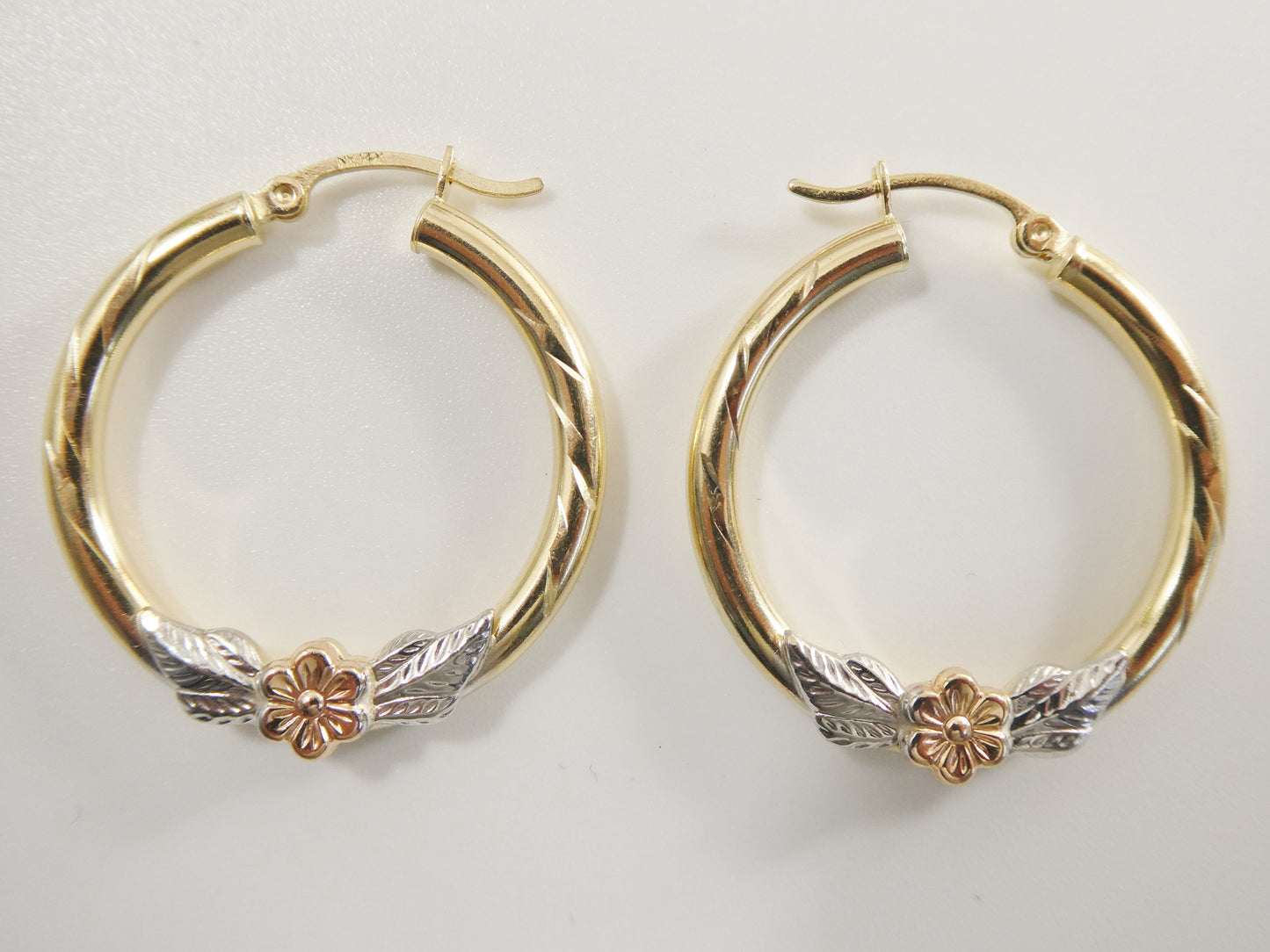 14K real solid yellow gold 3mm /30mm round hoop earring snap closure diamond cut finish