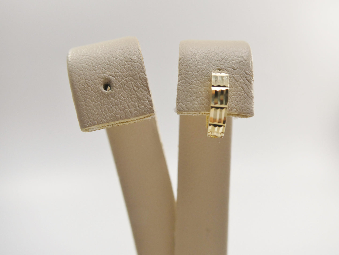 real 10k solid yellow gold diamond cut 10mm hoop huggie earrings