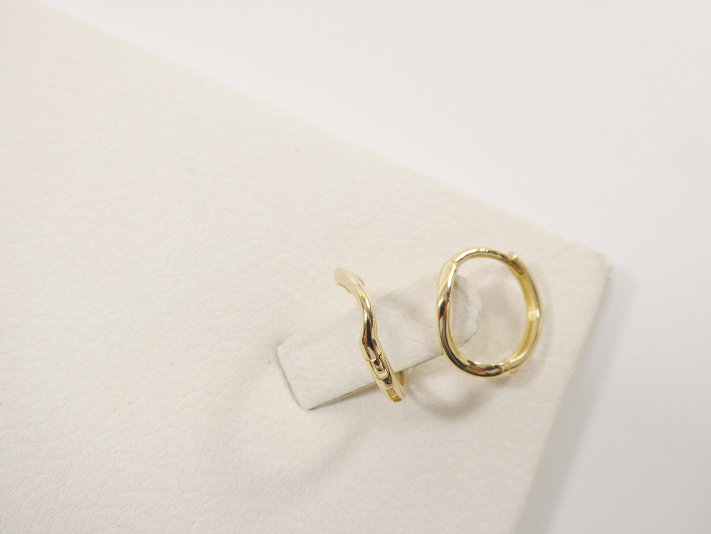 real 10k solid yellow gold designer hoop huggie earrings