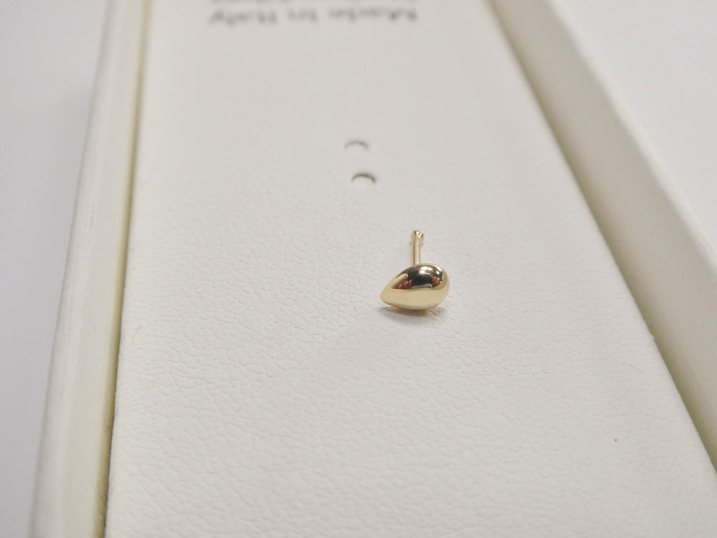 14k real solid yellow gold teardrop stud nose ring