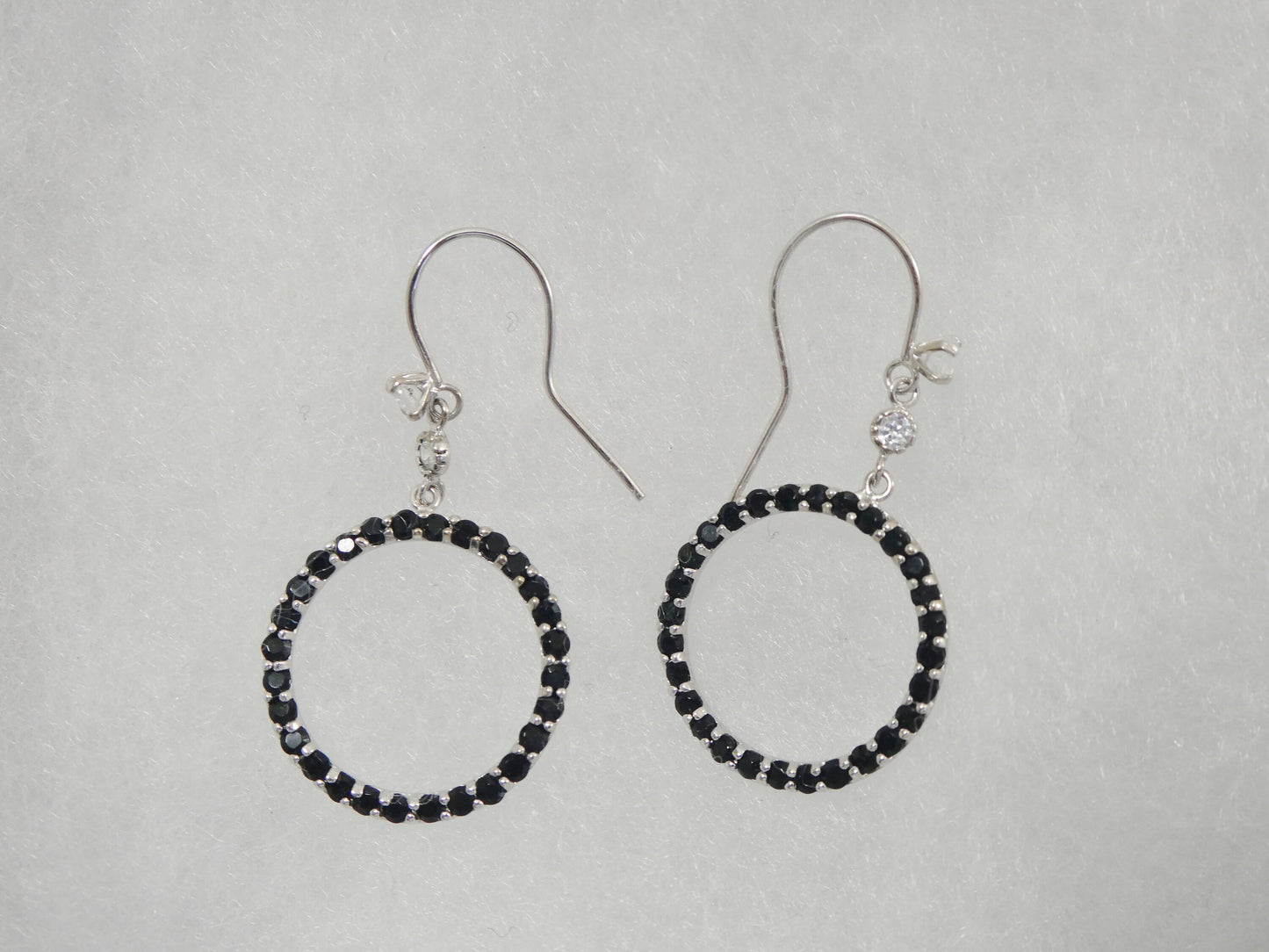 14k real solid white gold black stone circle earring