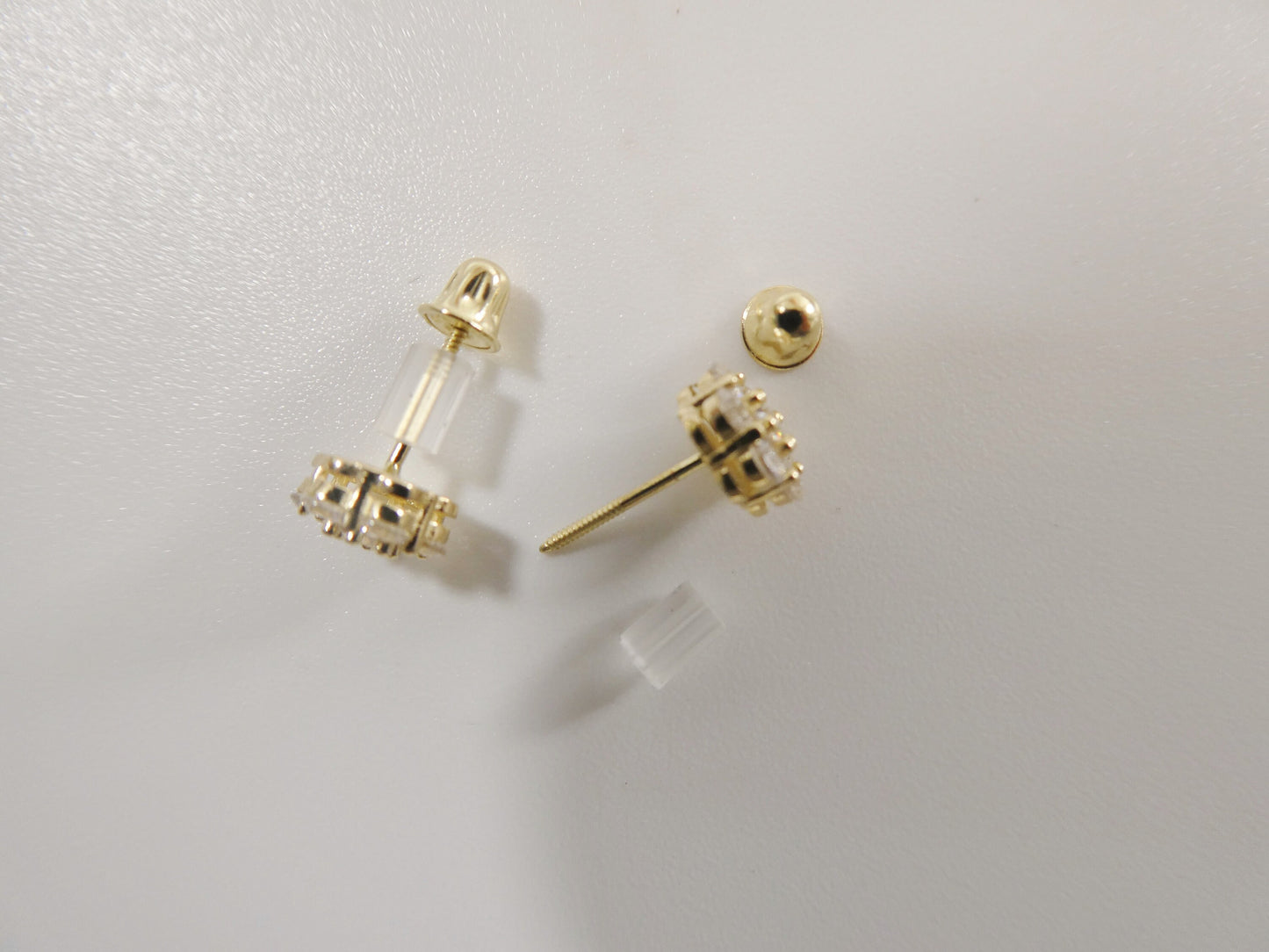 real 10k solid yellow gold screw post flower stud earrings