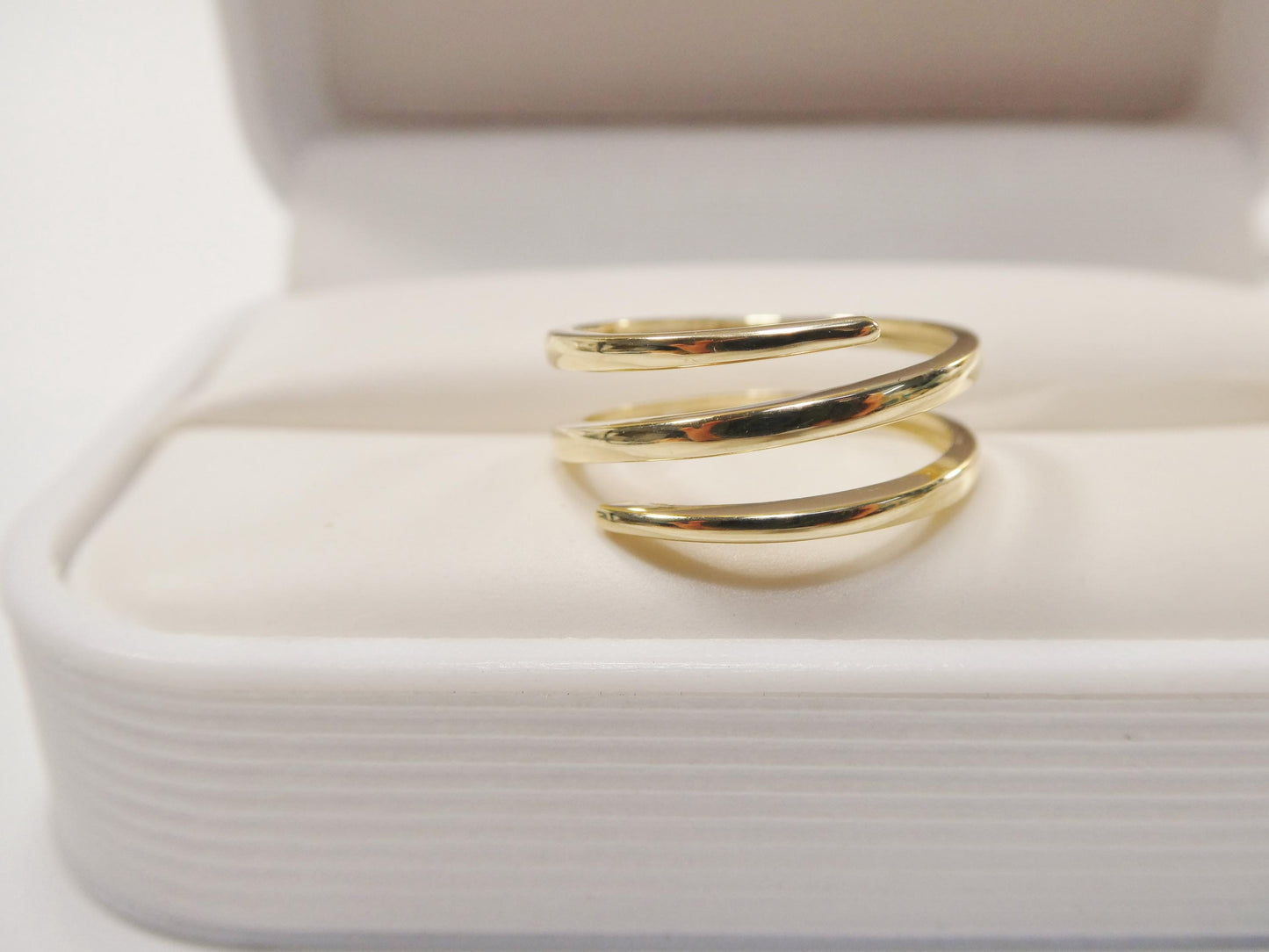 10k solid yellow gold women girl bypass ring