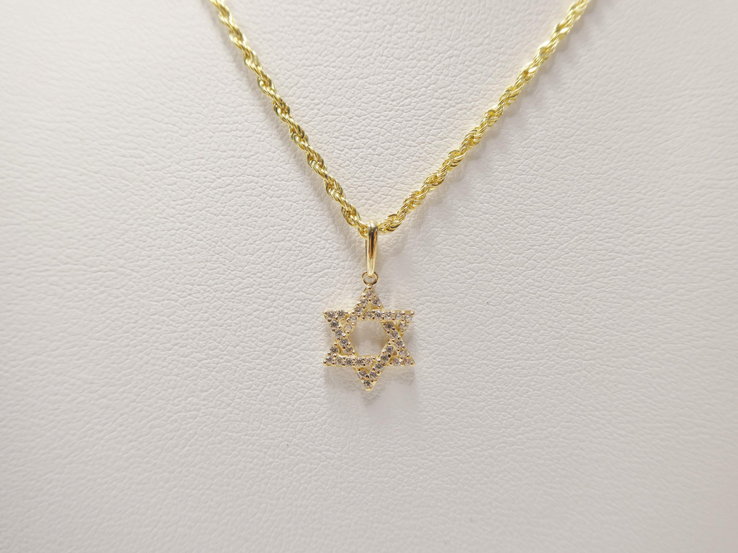 14k real solid yellow gold star David pendent and rope necklace