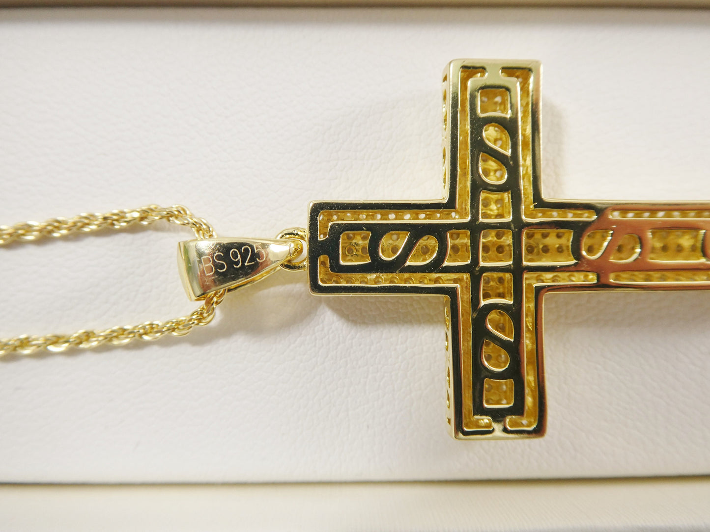 real 925 sterling silver 14k yellow / silver color 18 inch robe chain and cross pendent