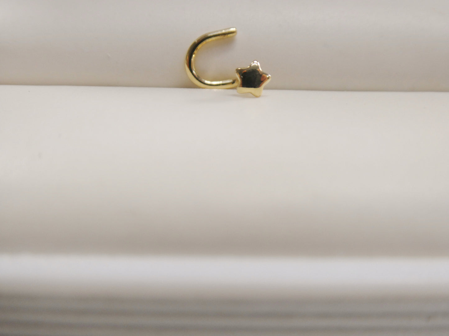 14k real solid yellow gold twist shape star nose ring