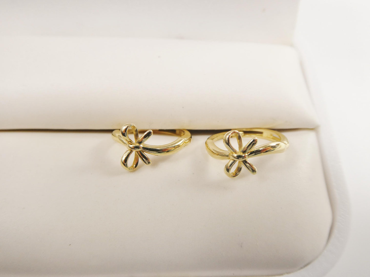 real 10k solid yellow gold designer bow hoop huggie earrings