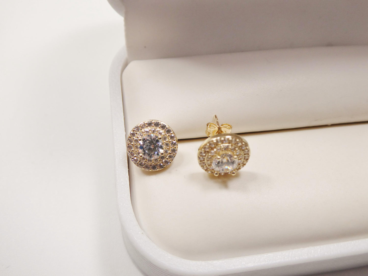 real 10k solid yellow gold round shape push post stud earrings