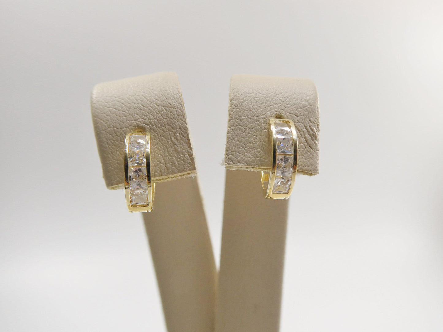 real 10k solid yellow gold small 10mm hoop huggie earrings