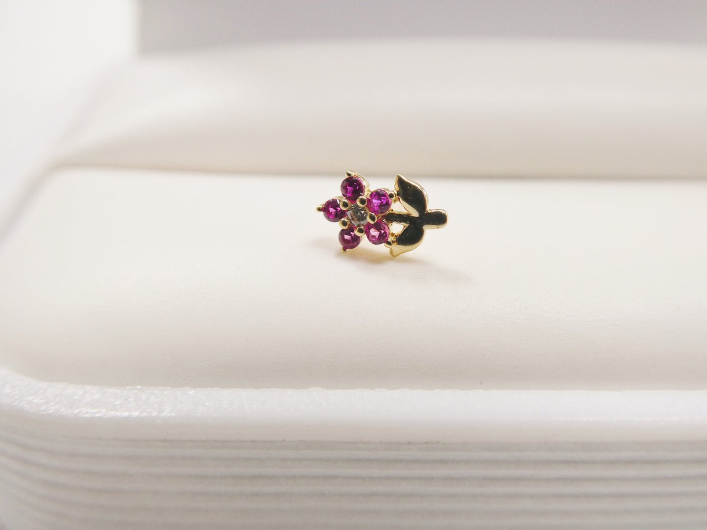 14k real solid yellow gold red stone leaf flower stud nose ring