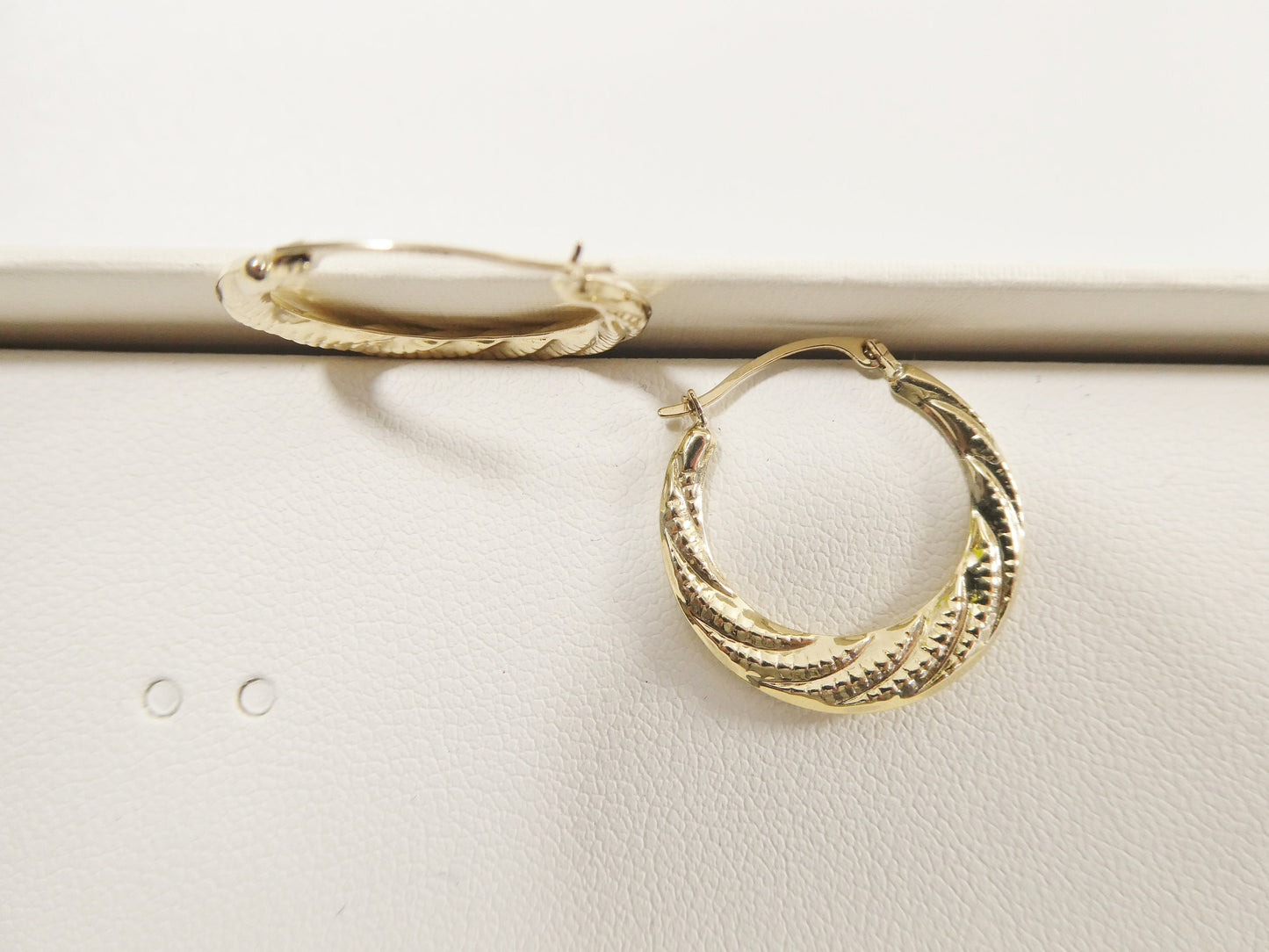 10k real solid yellow gold classic design hoop earrings