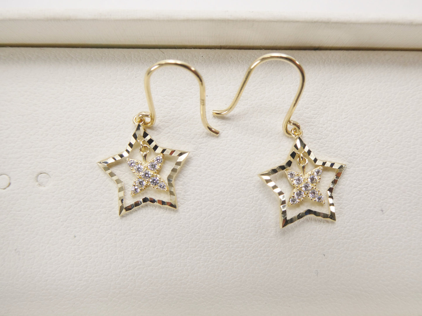 real 10k solid yellow gold dangle star fish hook earring