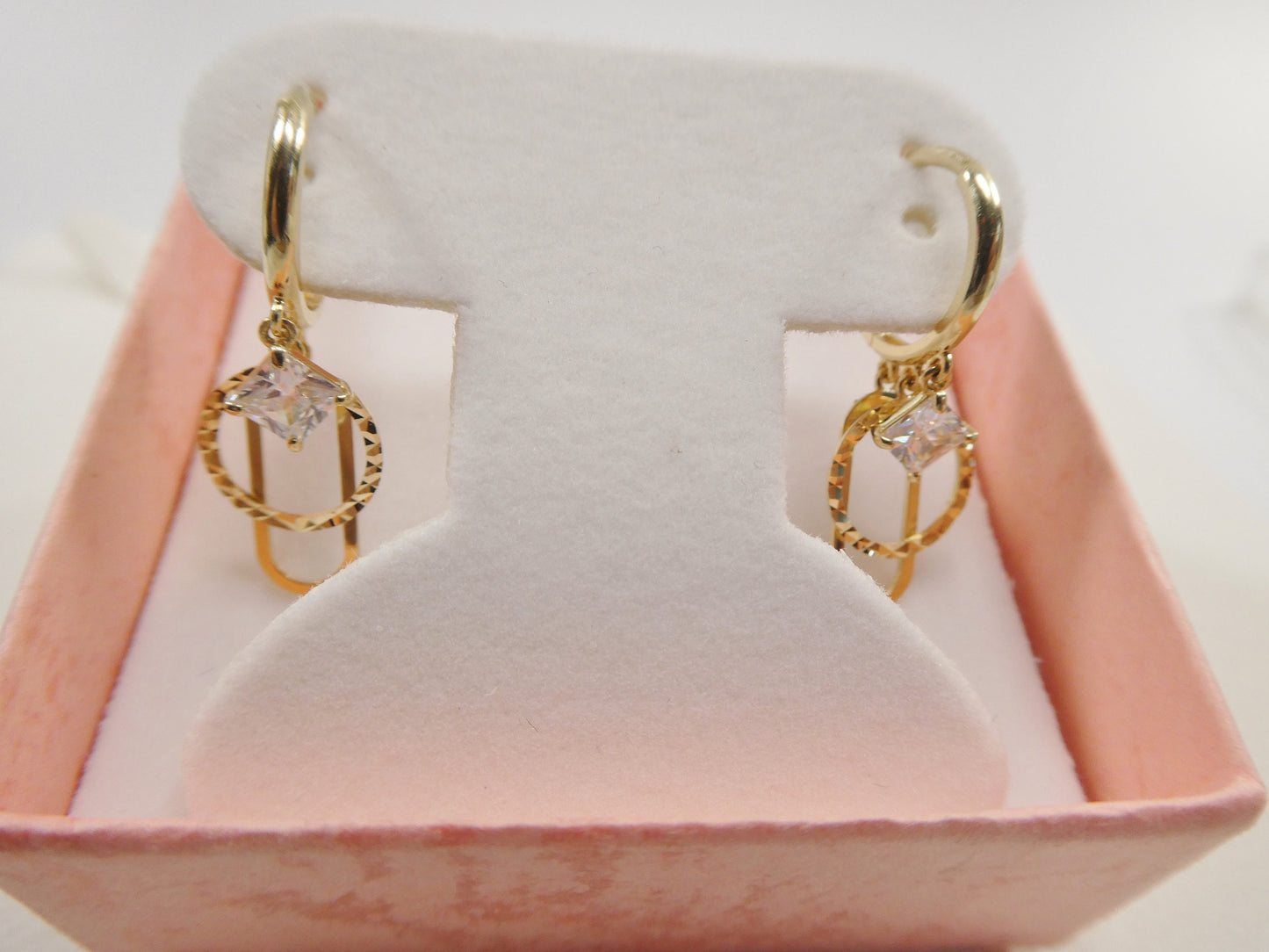 10K real solid yellow gold paper clip style huggie fancy ladies earrings