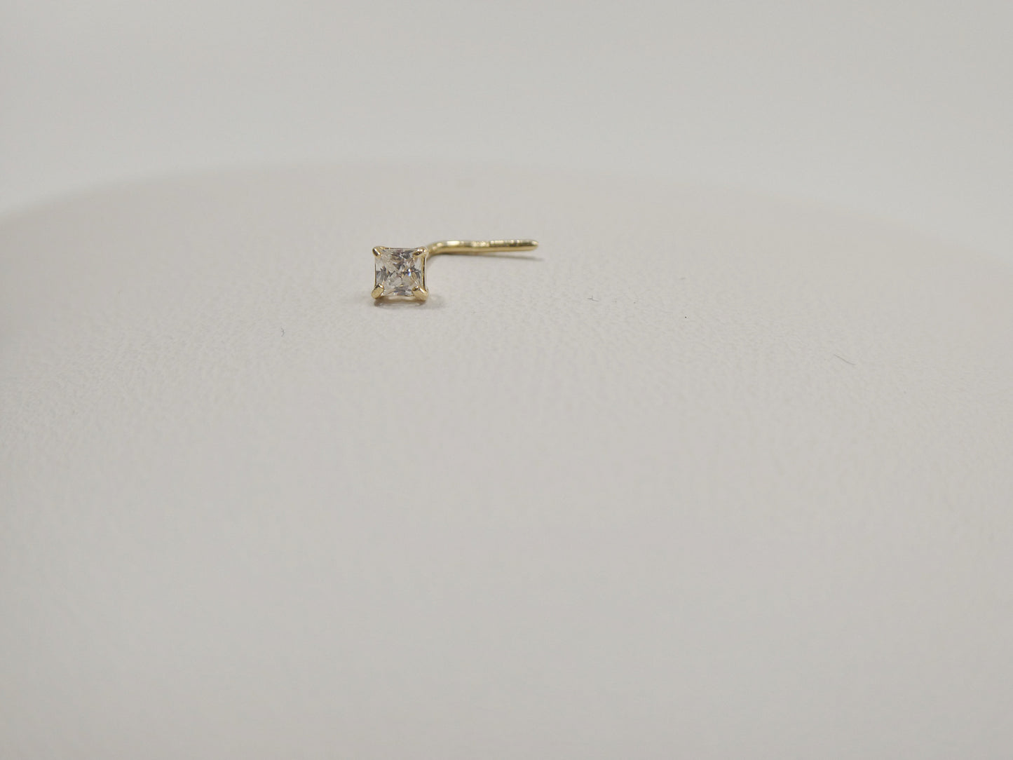 14k real solid yellow gold L SHAPE 2mm square stone stud nose ring