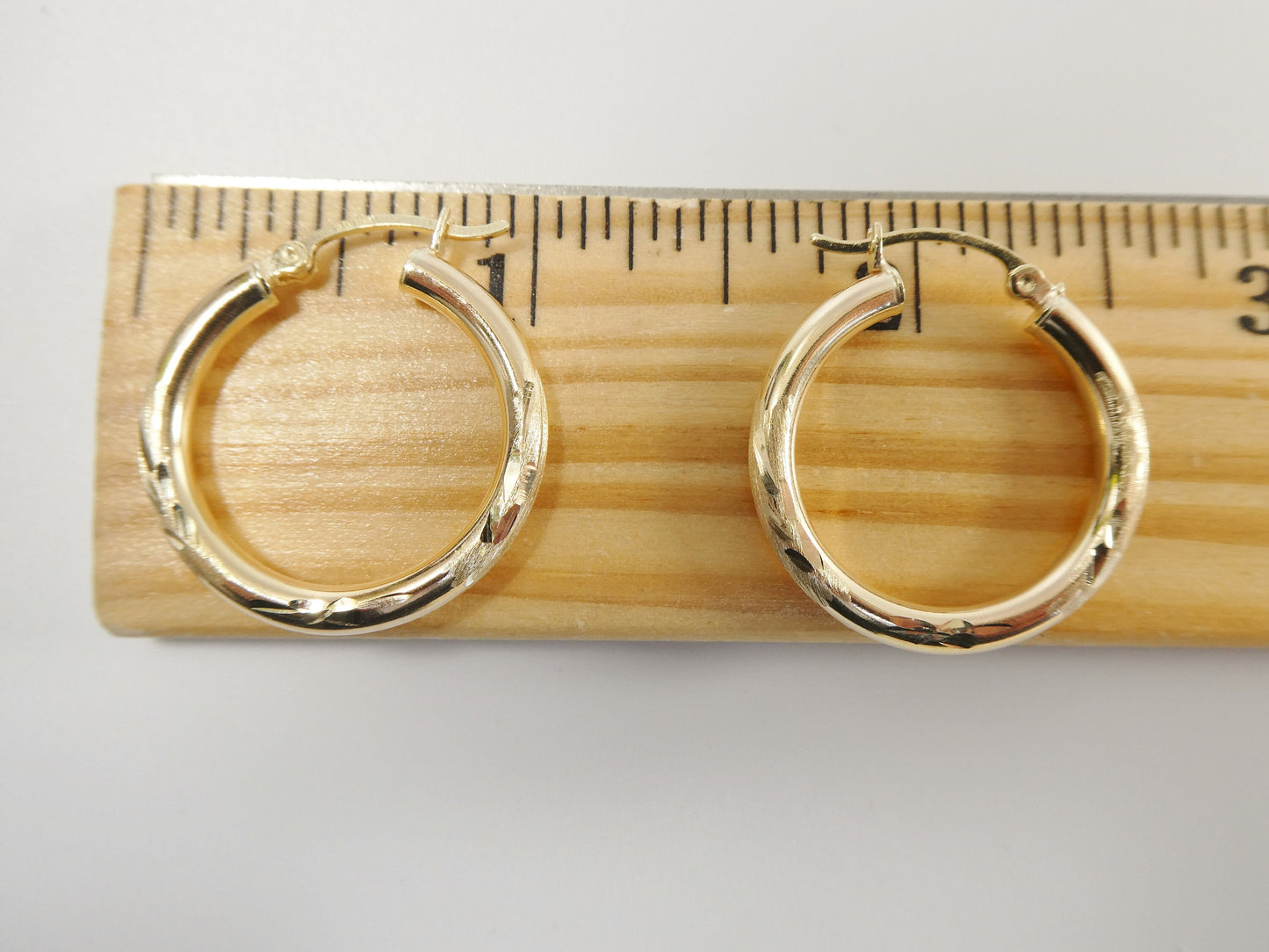 10k real solid yellow gold diomond cut hoop earring