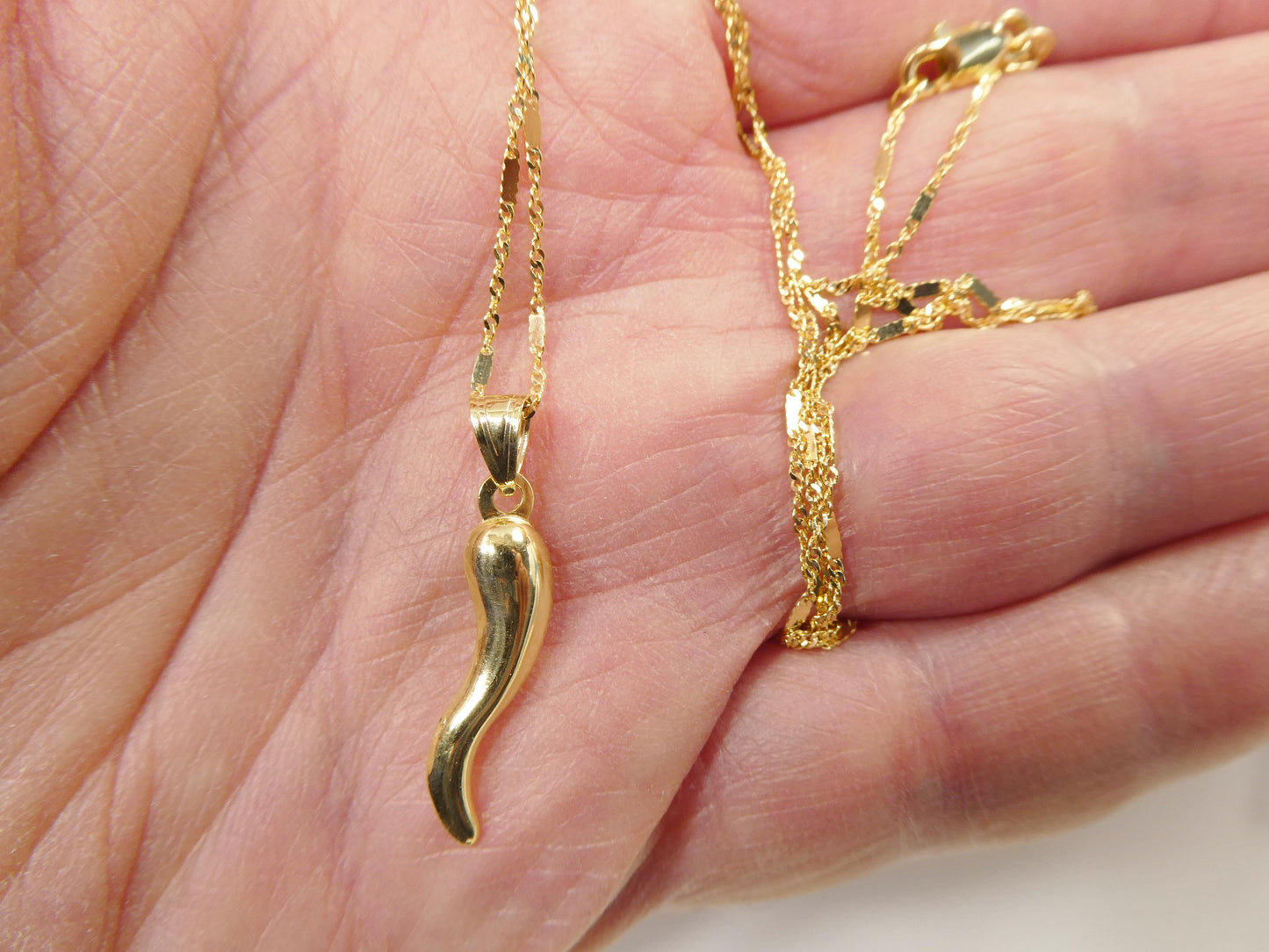14k real solid yellow gold horn pendent and flat cable necklace