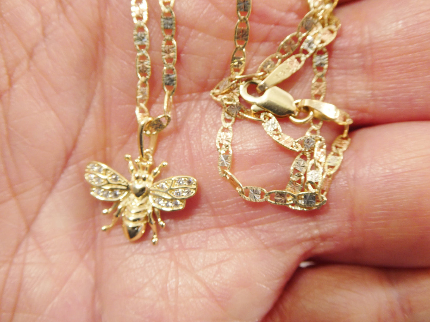 10k real solid yellow gold small honey bee pendent and 16 inch Valentino necklace