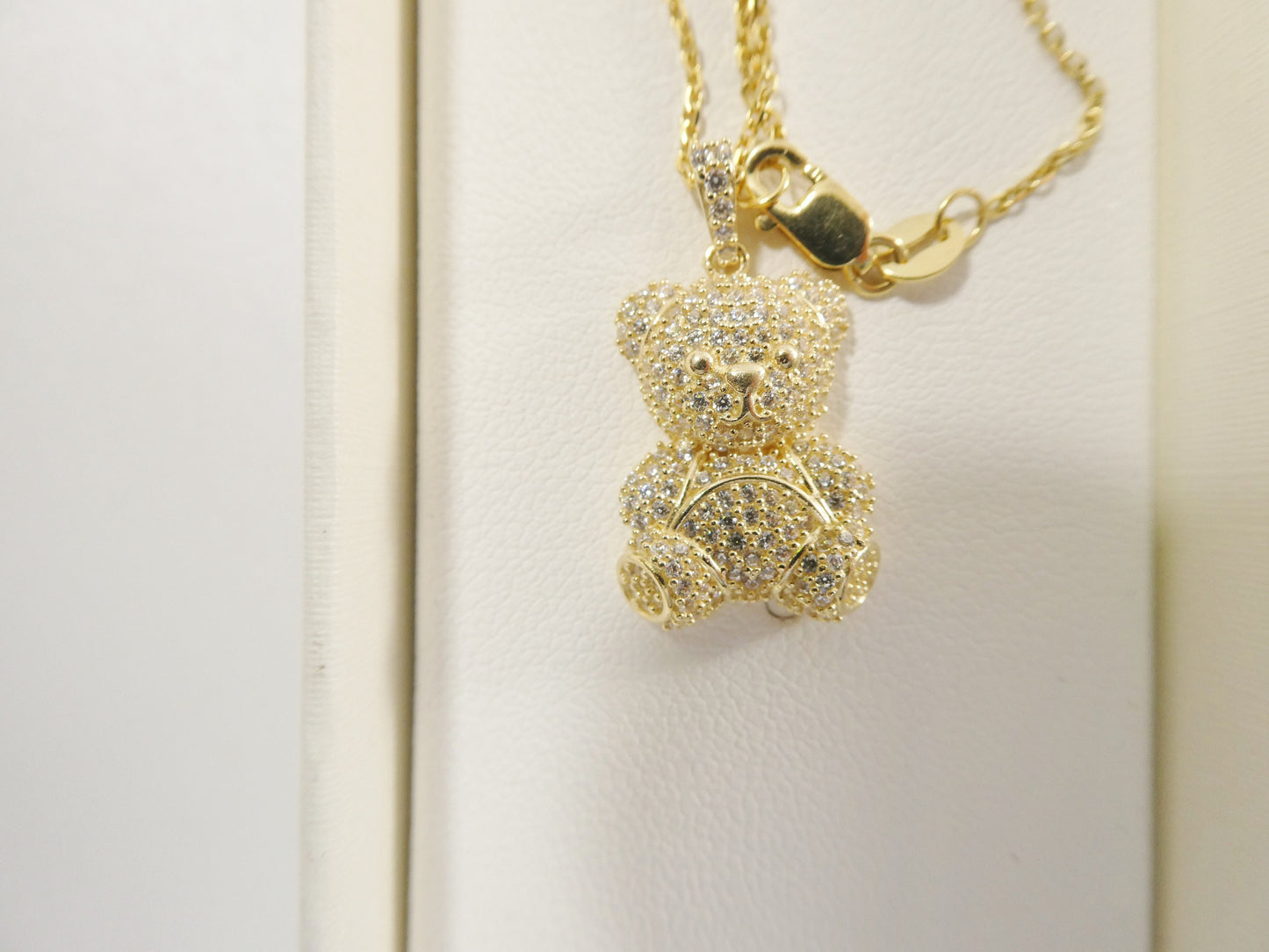 10k real solid yellow gold teddy bear pendent and 18 inch cable necklace