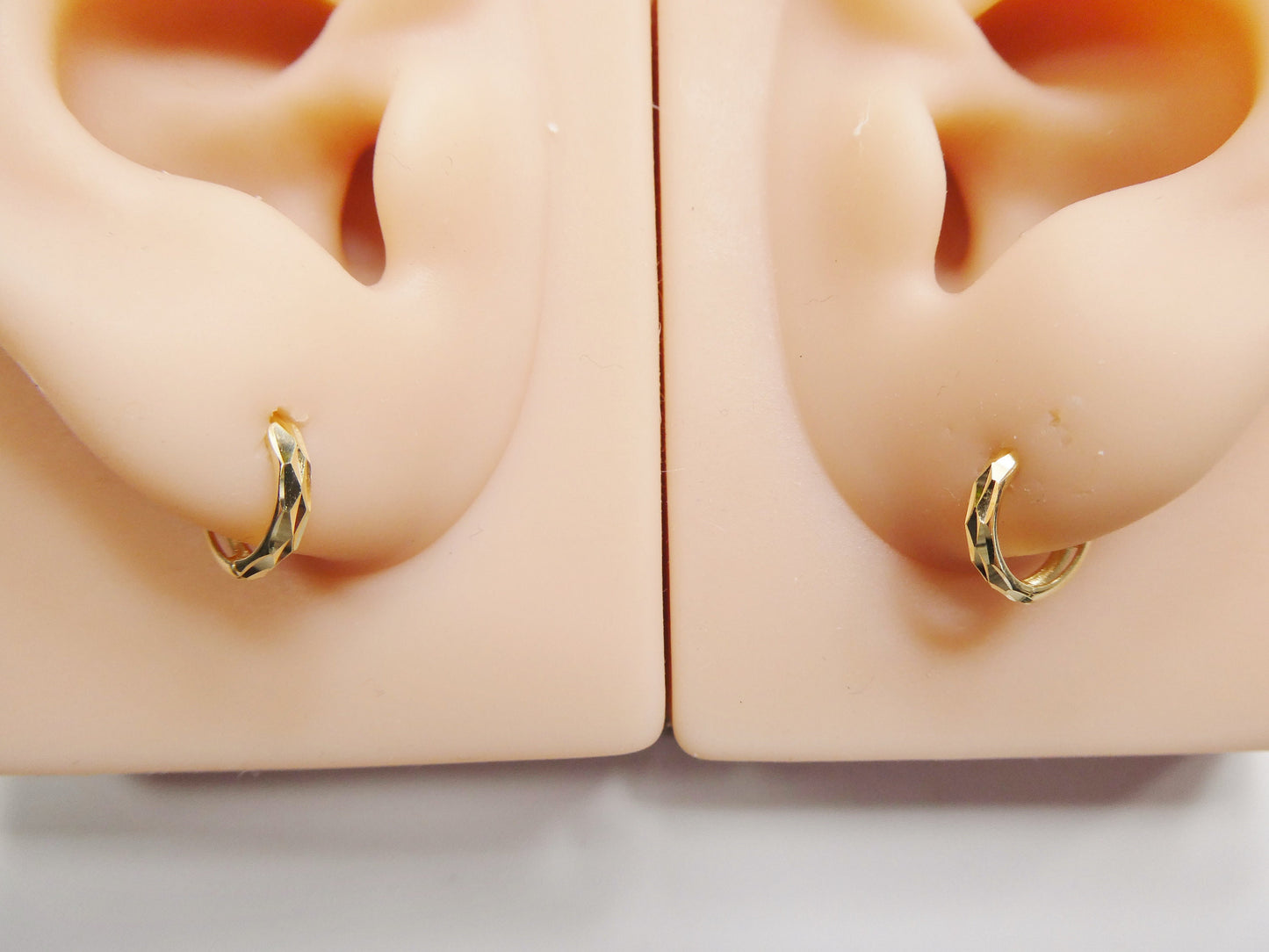 real 10k solid yellow gold diamond cut 13mm hoop huggie earring