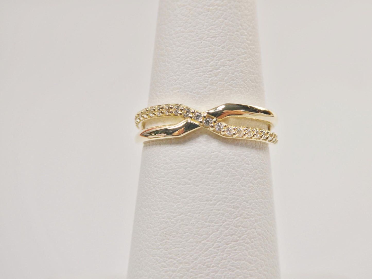 real 10k solid yellow gold women's classic micro pave setting ring