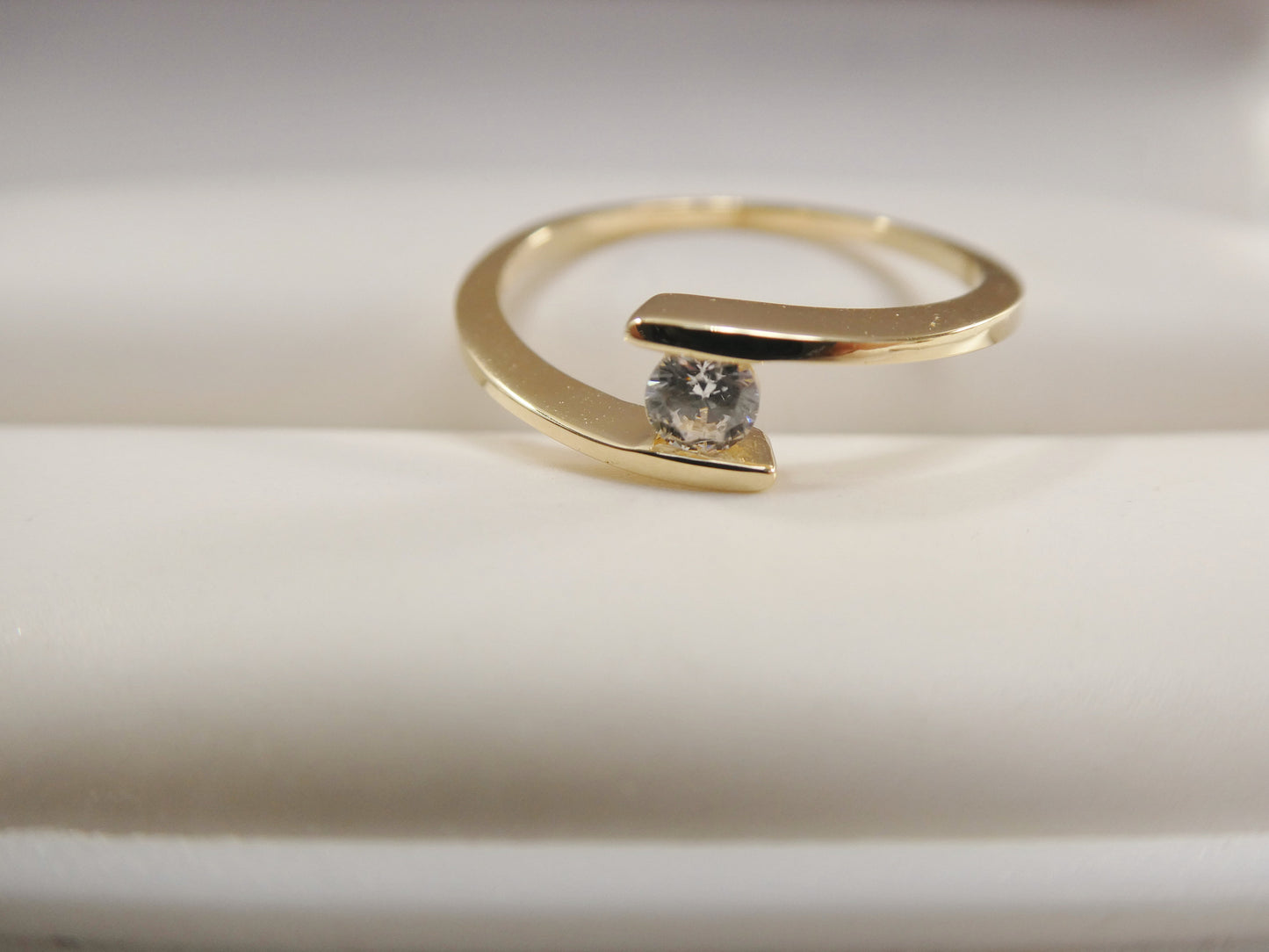 real 14k solid yellow gold women's classic micro pave setting pinky ring
