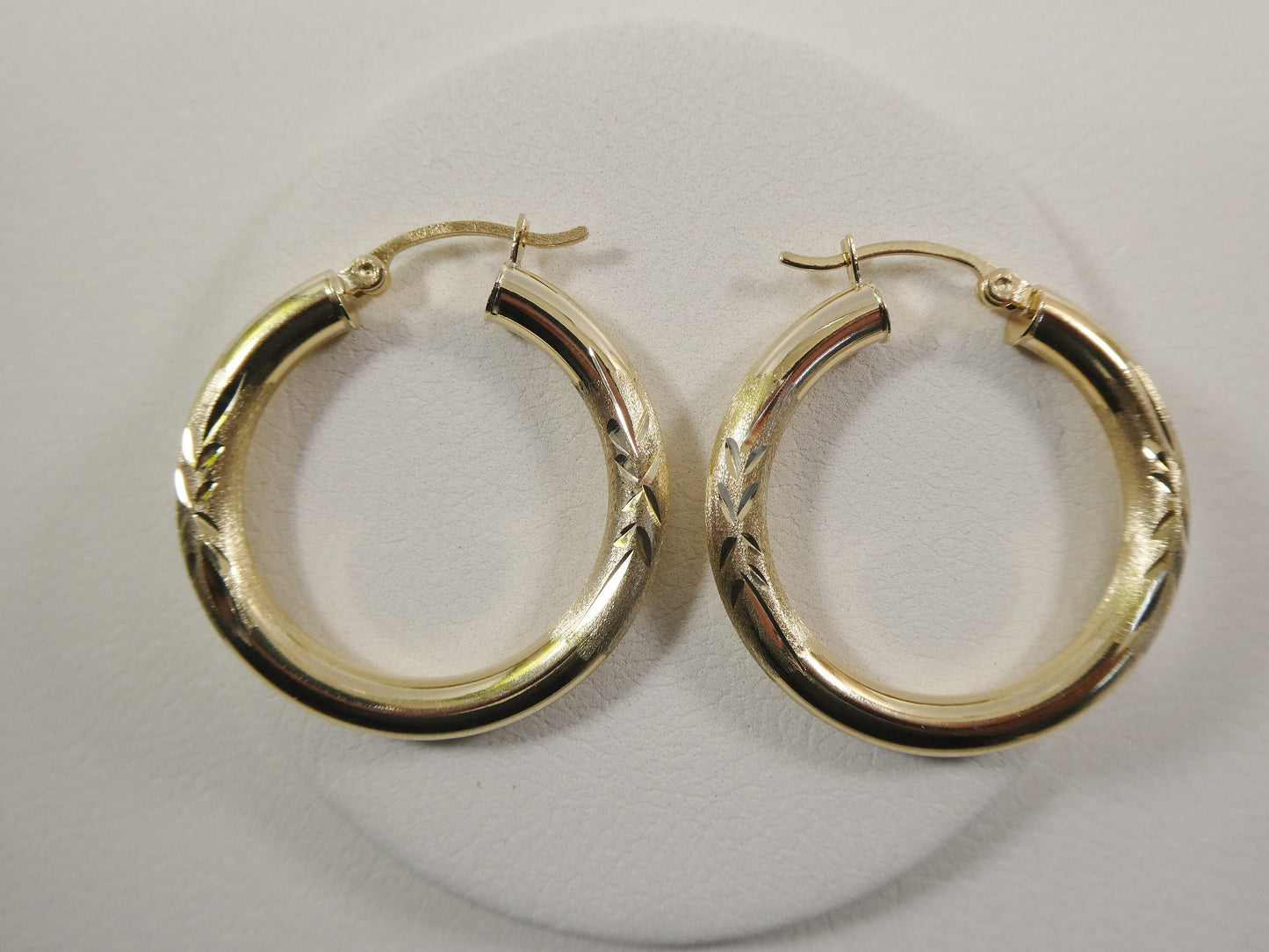 14K real solid yellow gold 4mm round hoop earring snap closure diamond cut finish