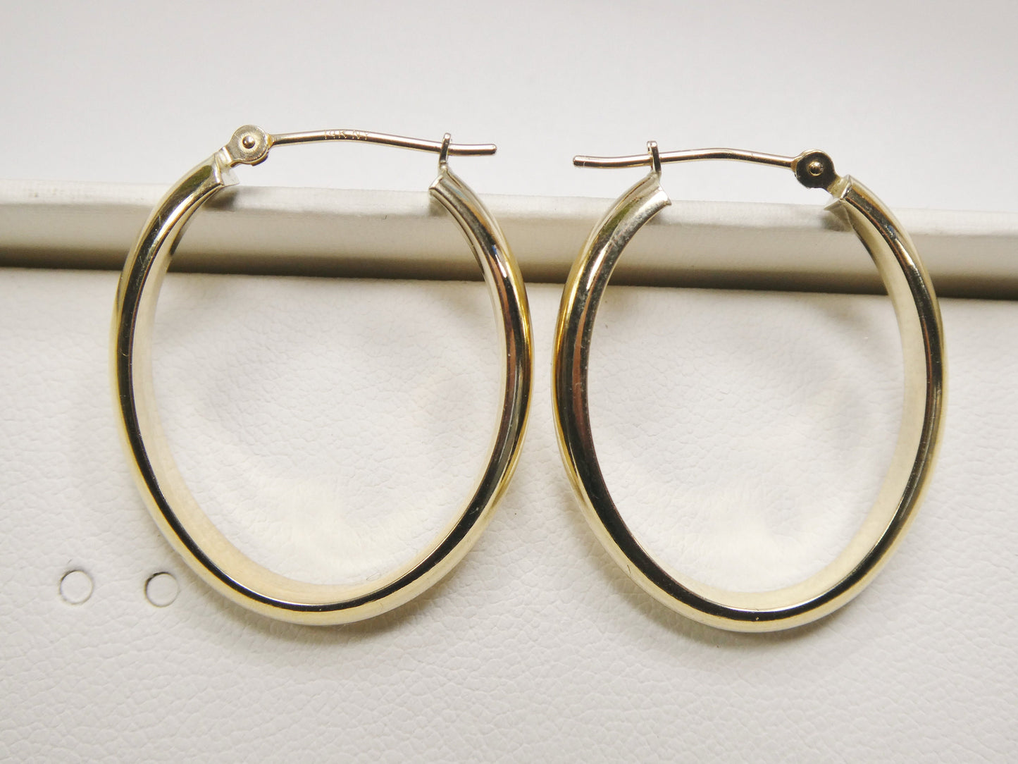 14K real solid yellow gold oval hoop earring snap closure super polish earring