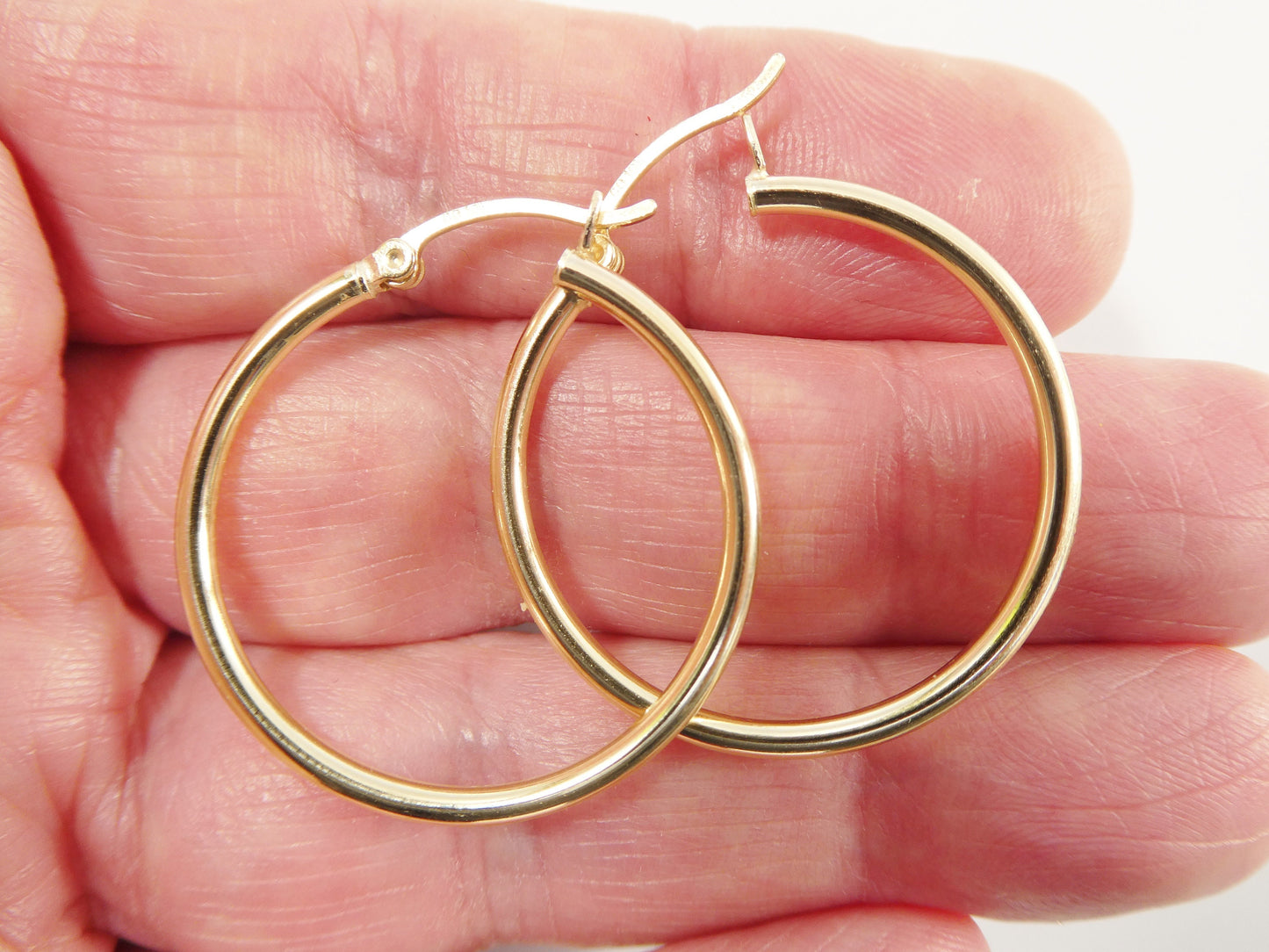 real 10k solid yellow gold plain high polish 30mm hoop earring