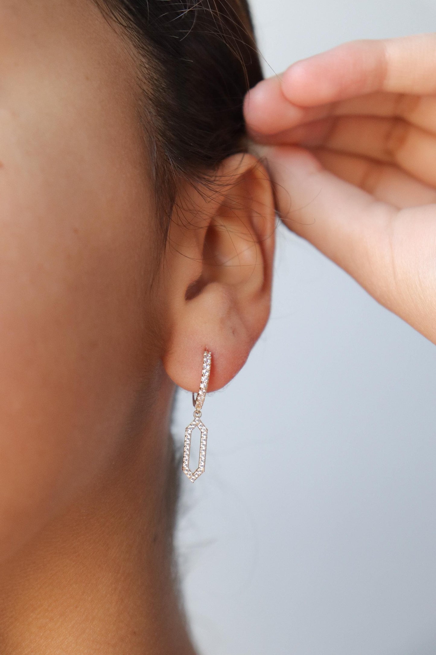 real 10k solid yellow gold paperclip dropping earrings