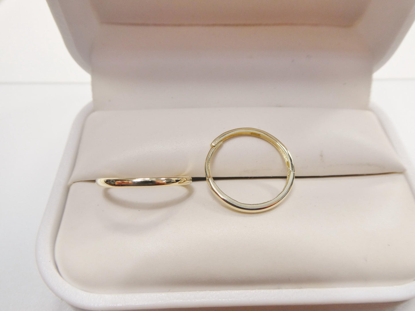 real 10k solid yellow gold plain polish 18mm hoop huggie earrings