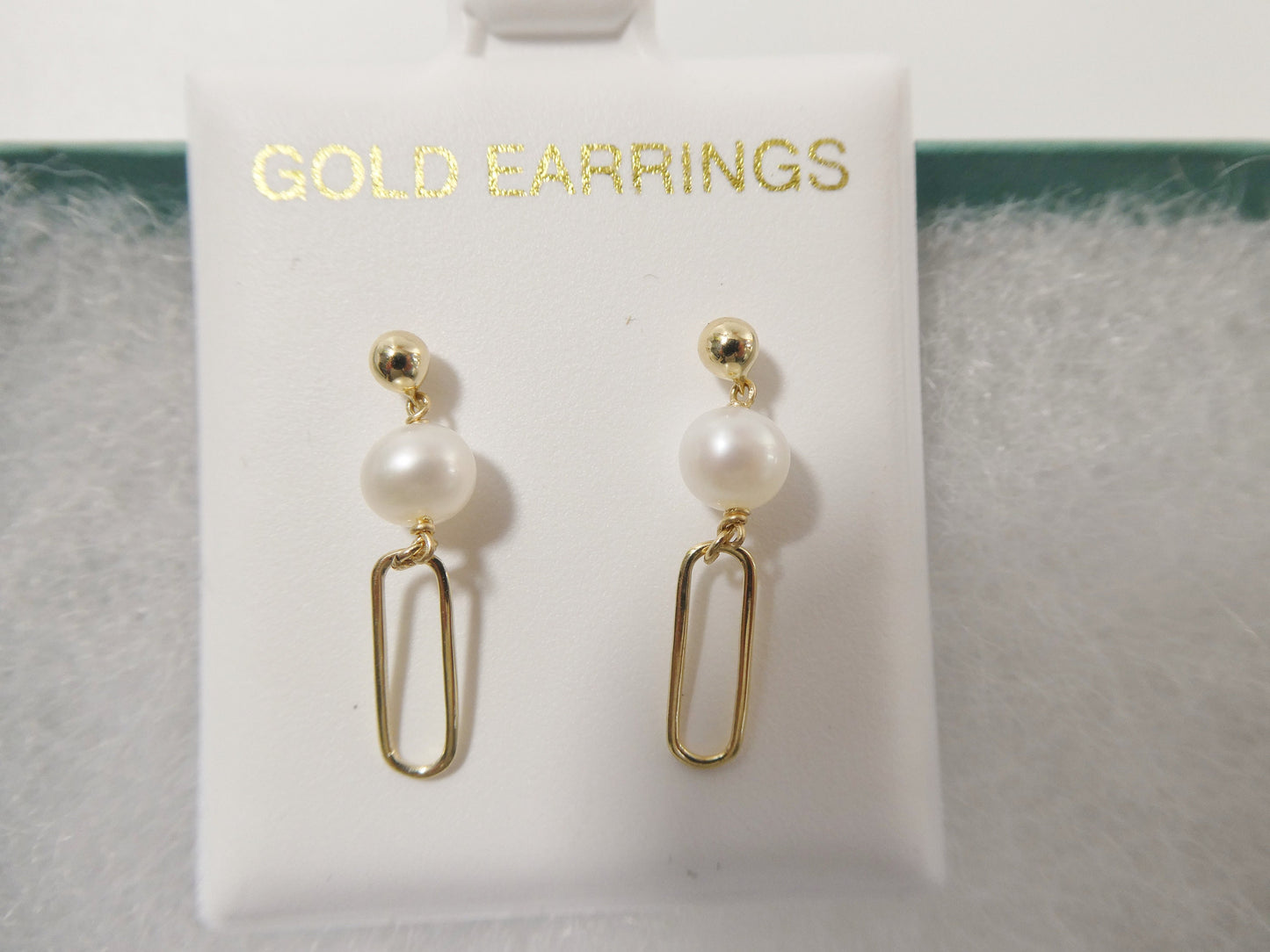 real 10k solid yellow gold freshwater cultured pearl stud earring dainty