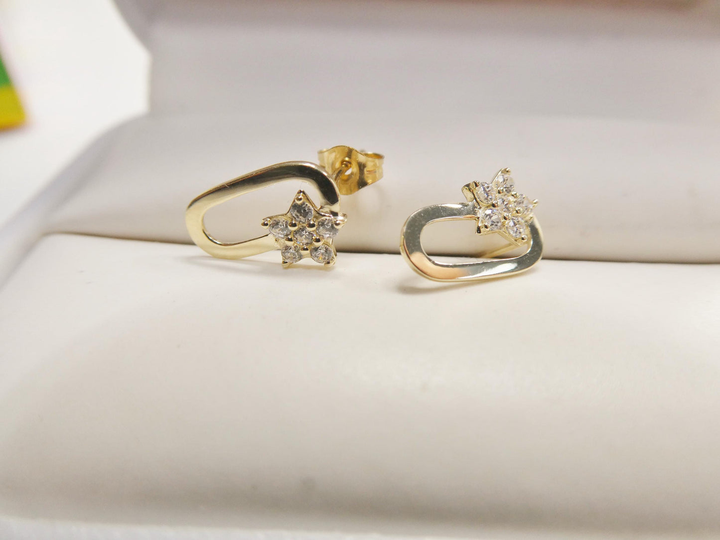 real 10k solid yellow gold design paperclip push post earrings
