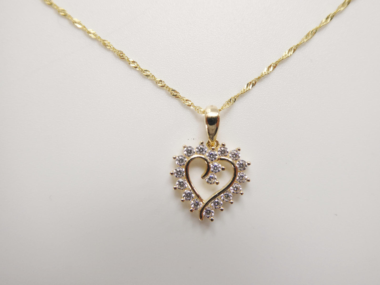 10k real solid yellow gold 16 inch chain and heart pendent set