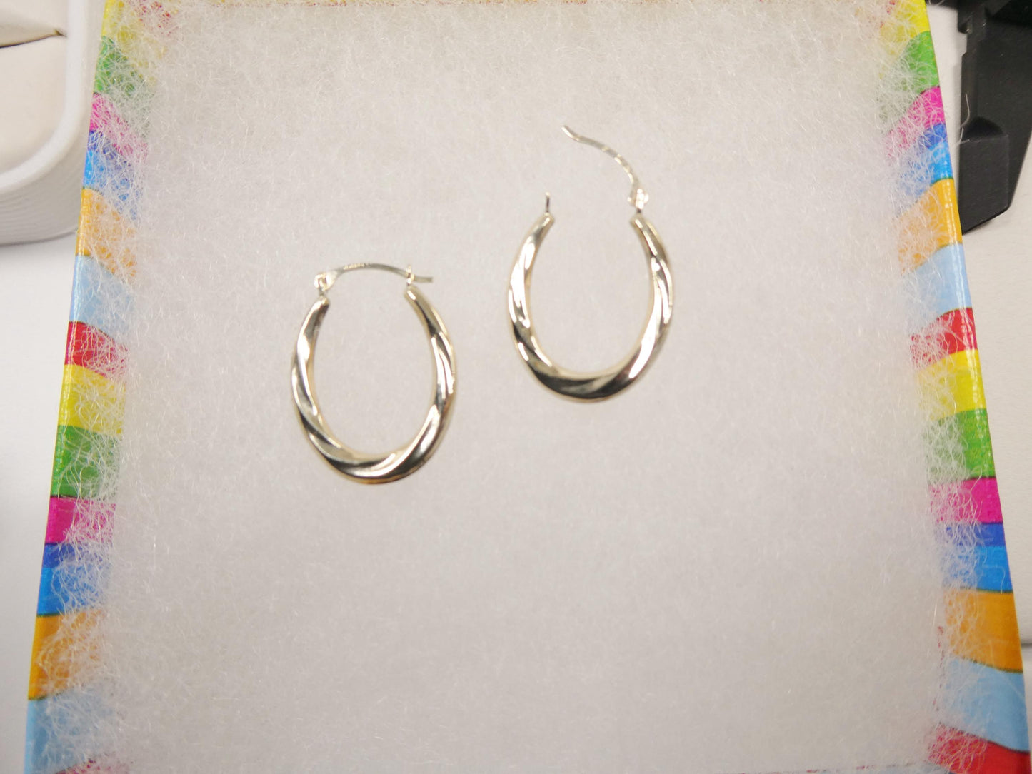 10k real solid yellow gold classic design hoop earrings