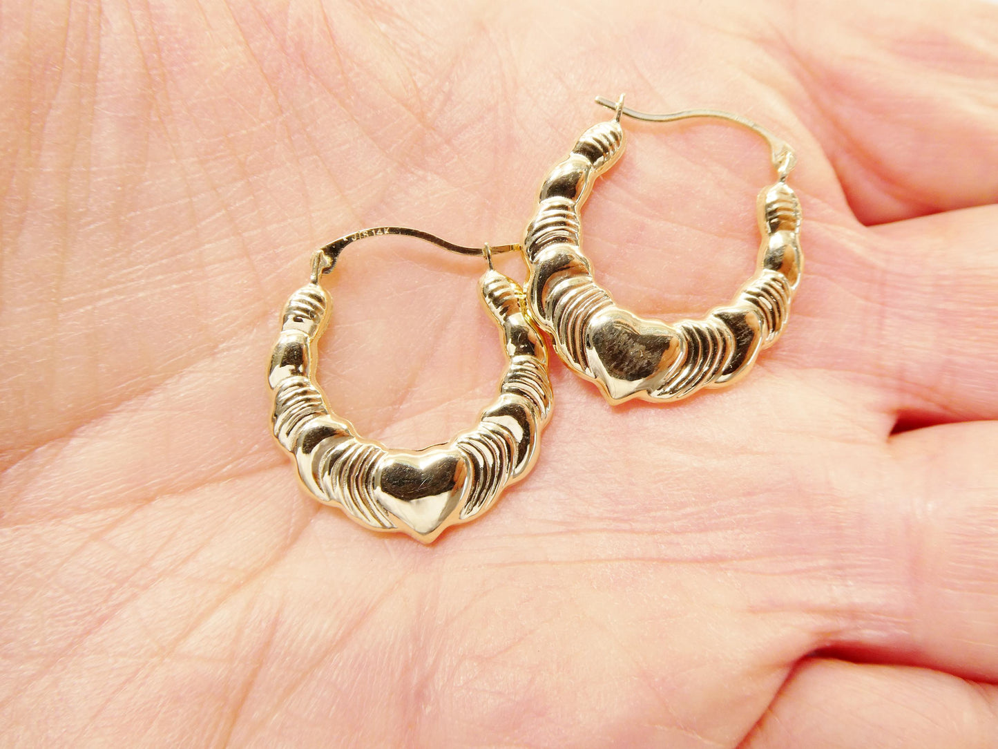 women 10k real solid yellow gold heart hoop earrings
