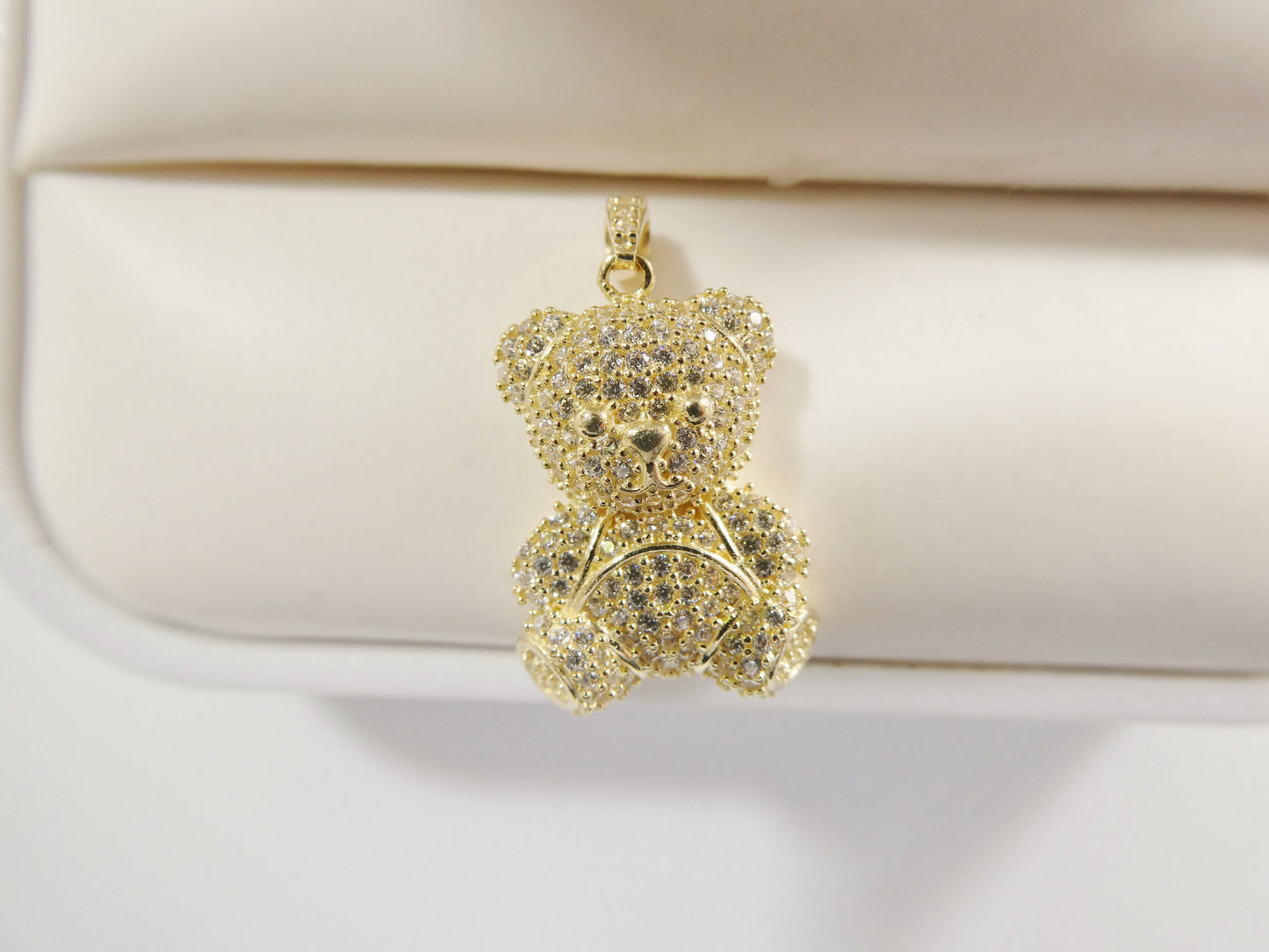 10k real solid yellow gold teddy bear pendent and 18 inch cable necklace