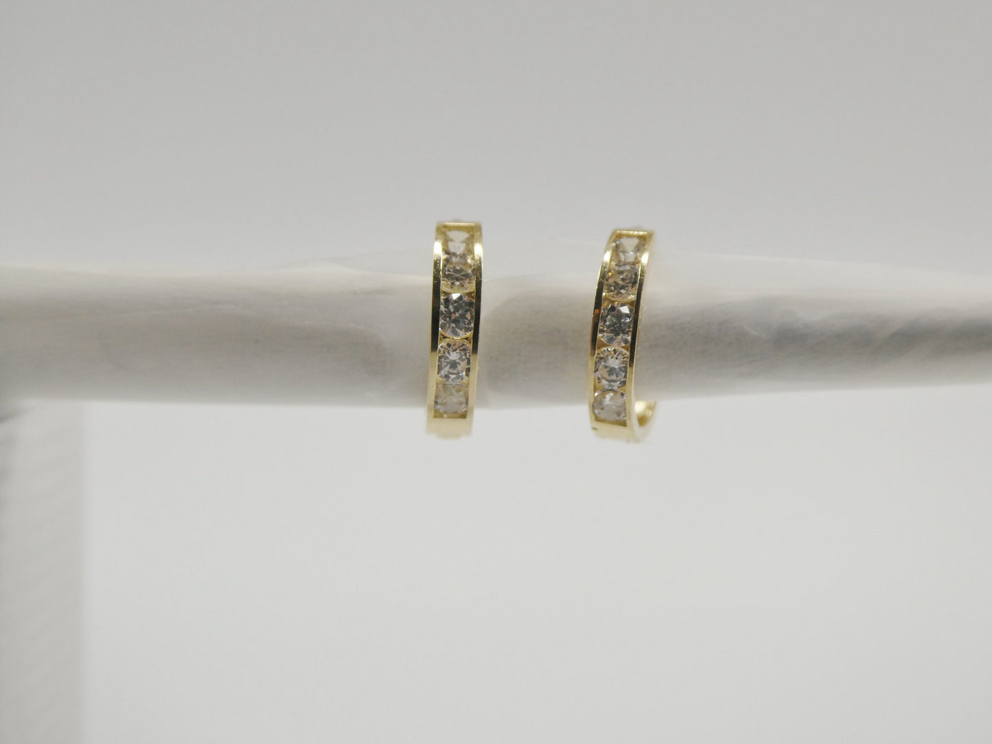 real 10k solid yellow gold small 9mm prong setting huggie hoop earrings